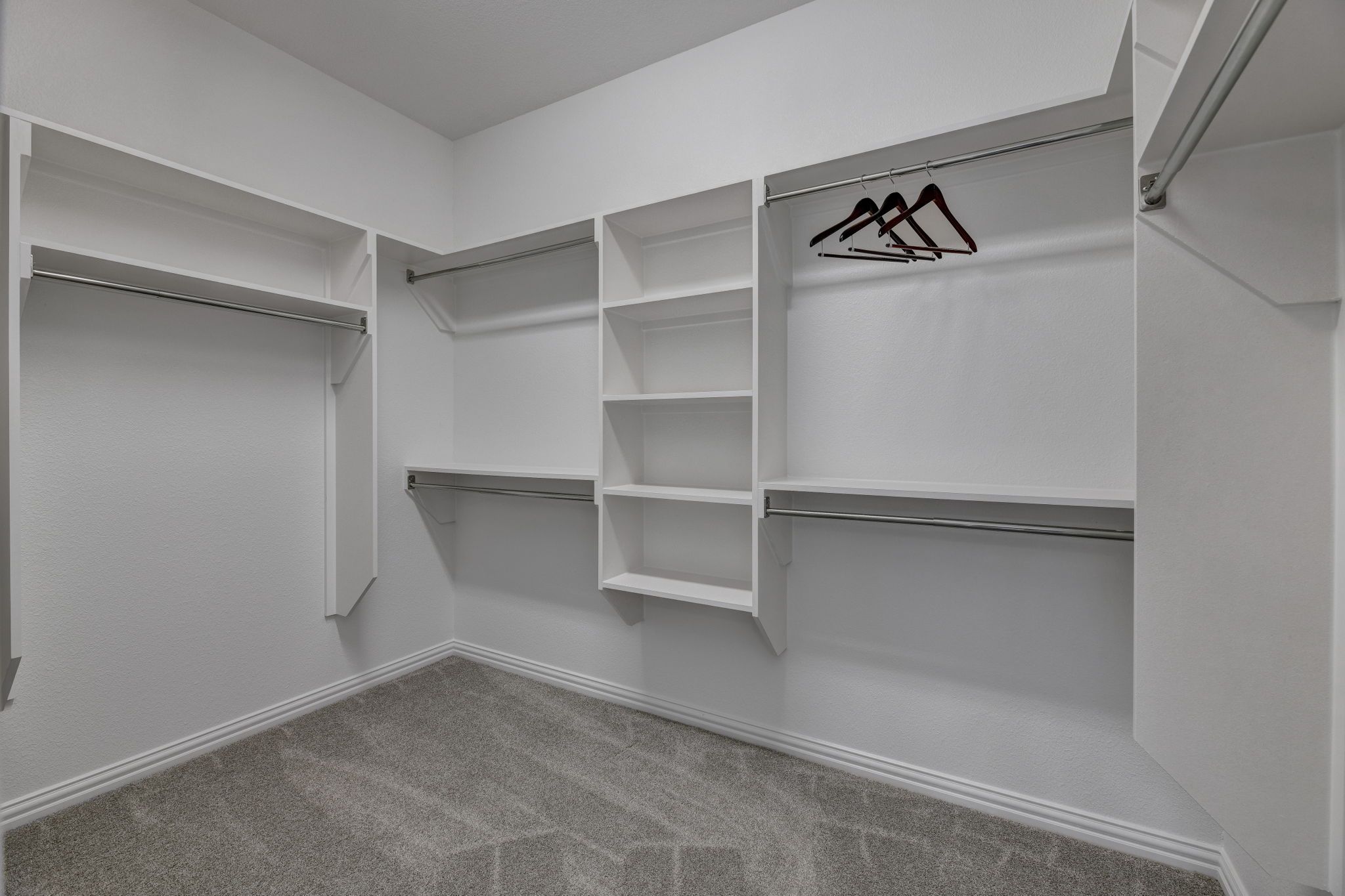 Plan 1686 Primary Closet Representative Image