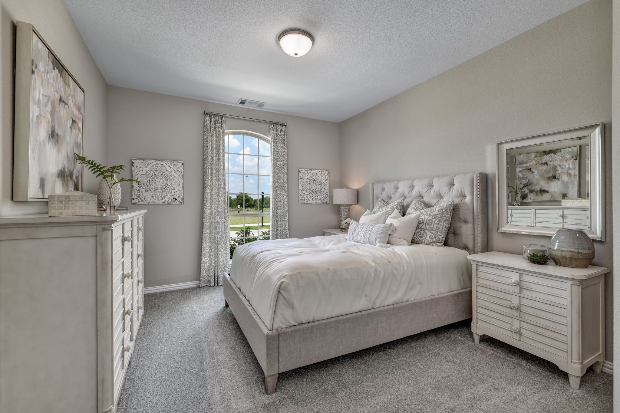 Plan 1686 Bedroom Representative Image