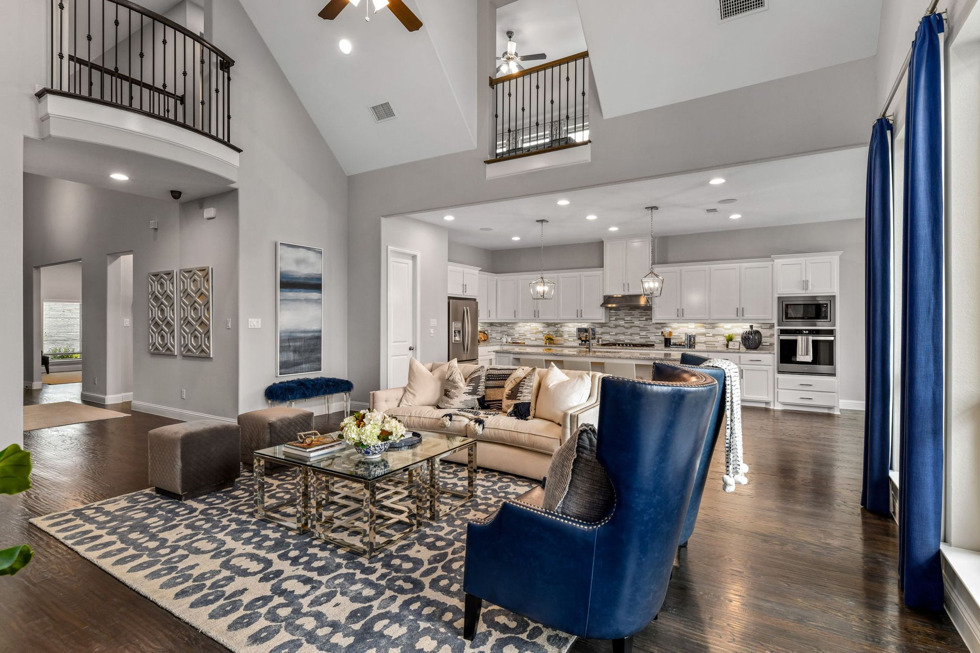 Plan 1632 Living Room Representative Image