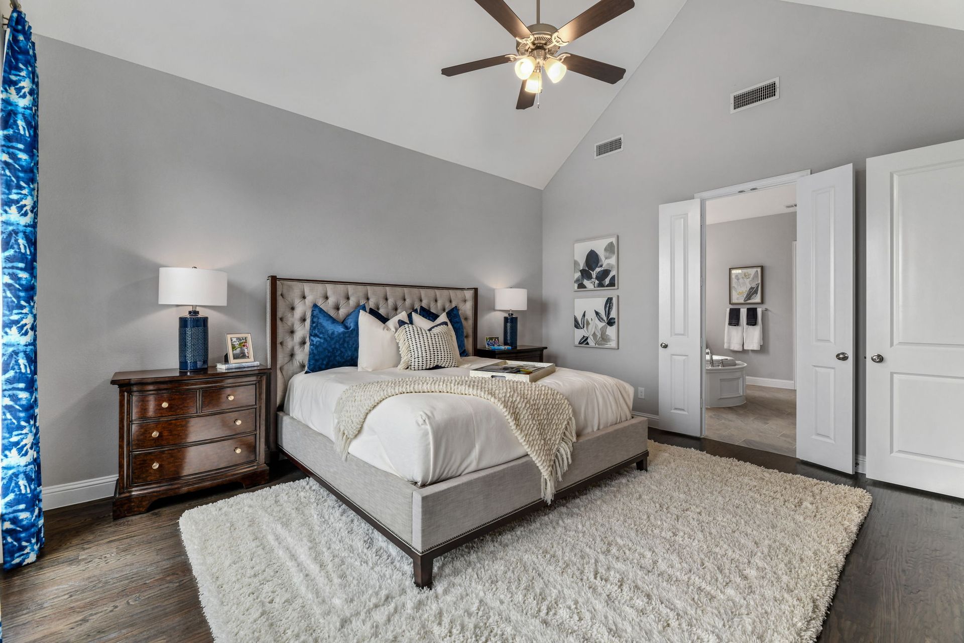 Plan 1632 Primary Bedroom Representative Image