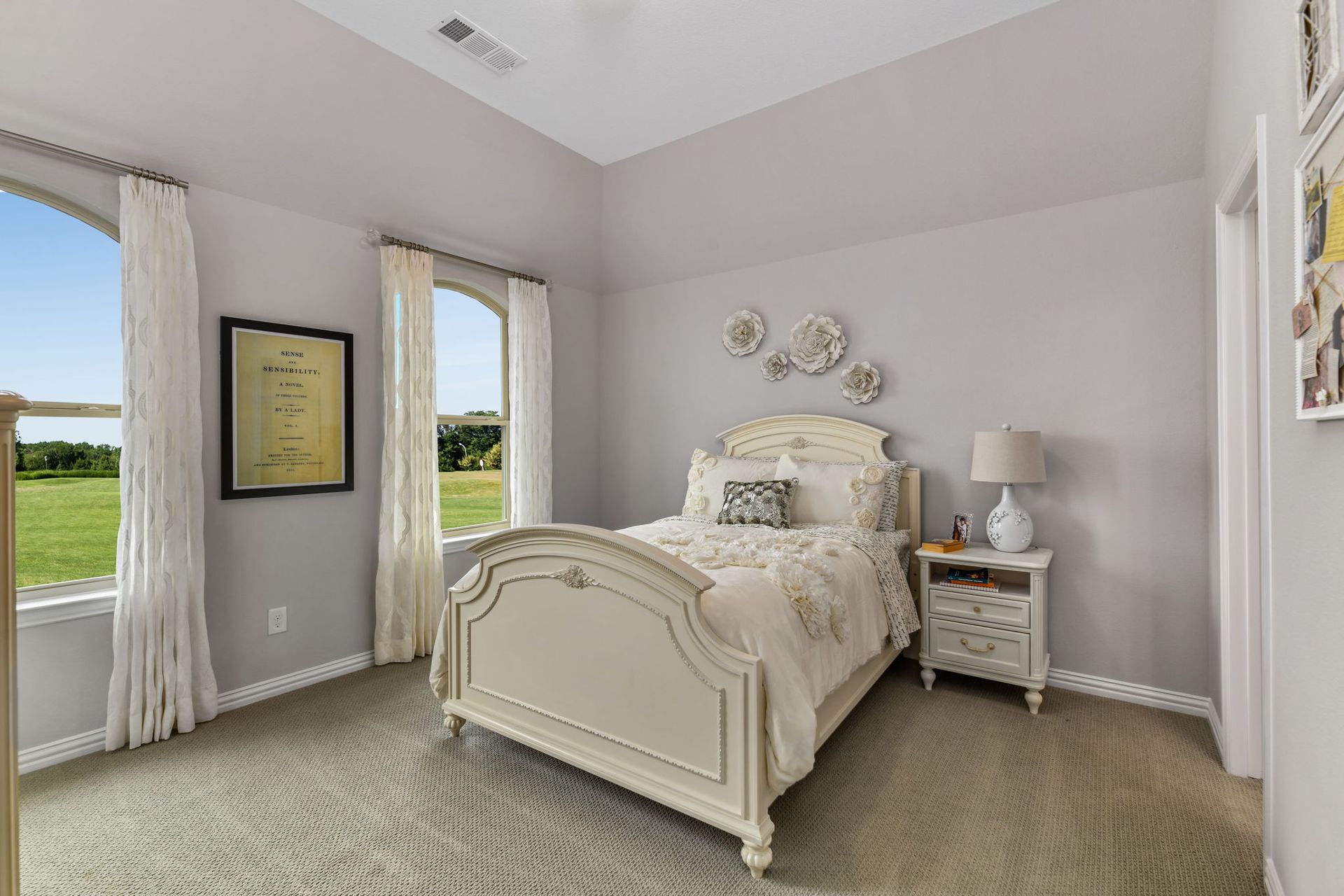 Plan 1632 Bedroom Representative Image