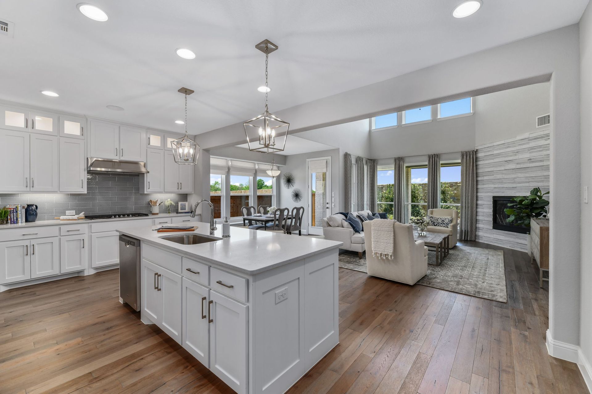 Plan 1118 Living/Kitchen Representative Image