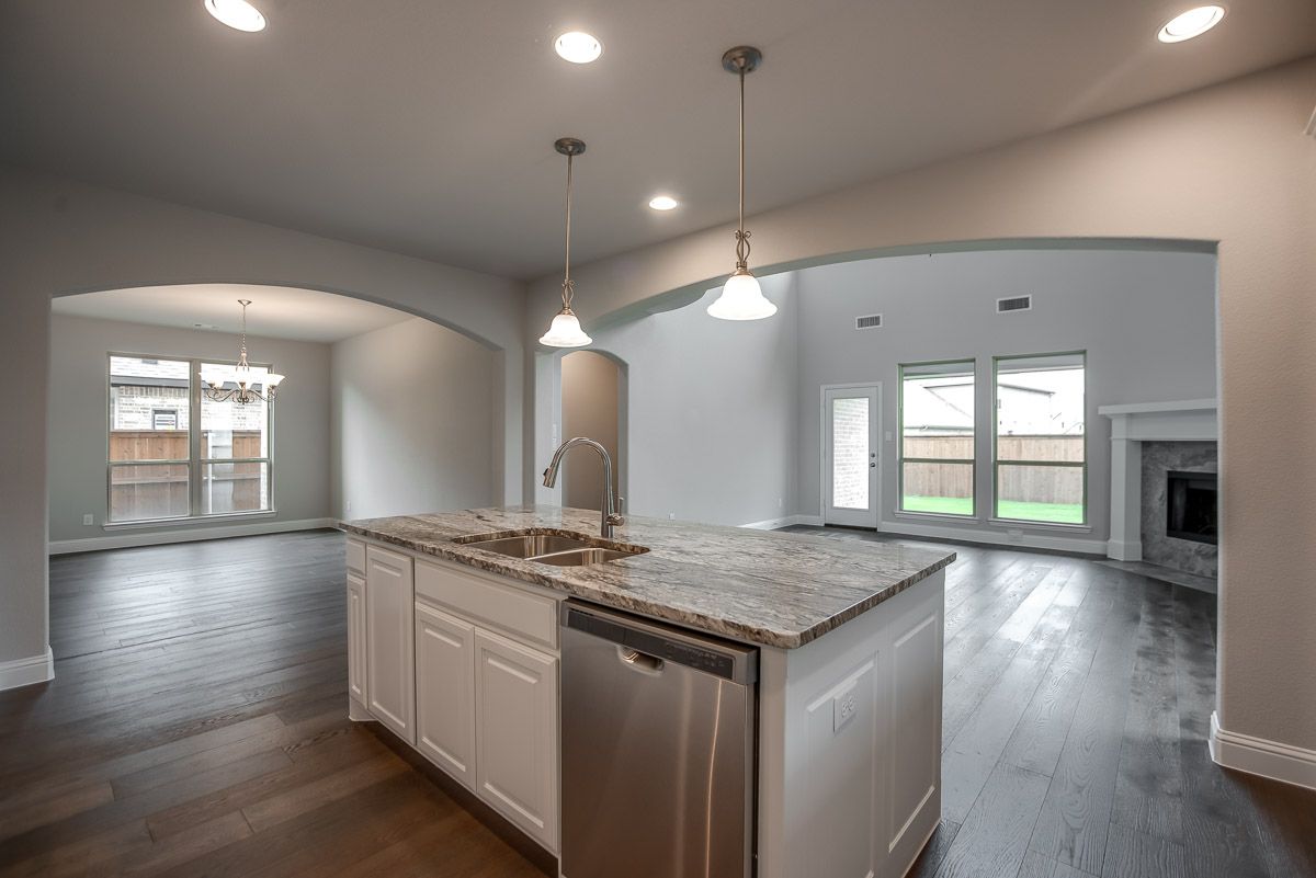 Plan 1509 Kitchen/Living/Breakfast Room Representative Image