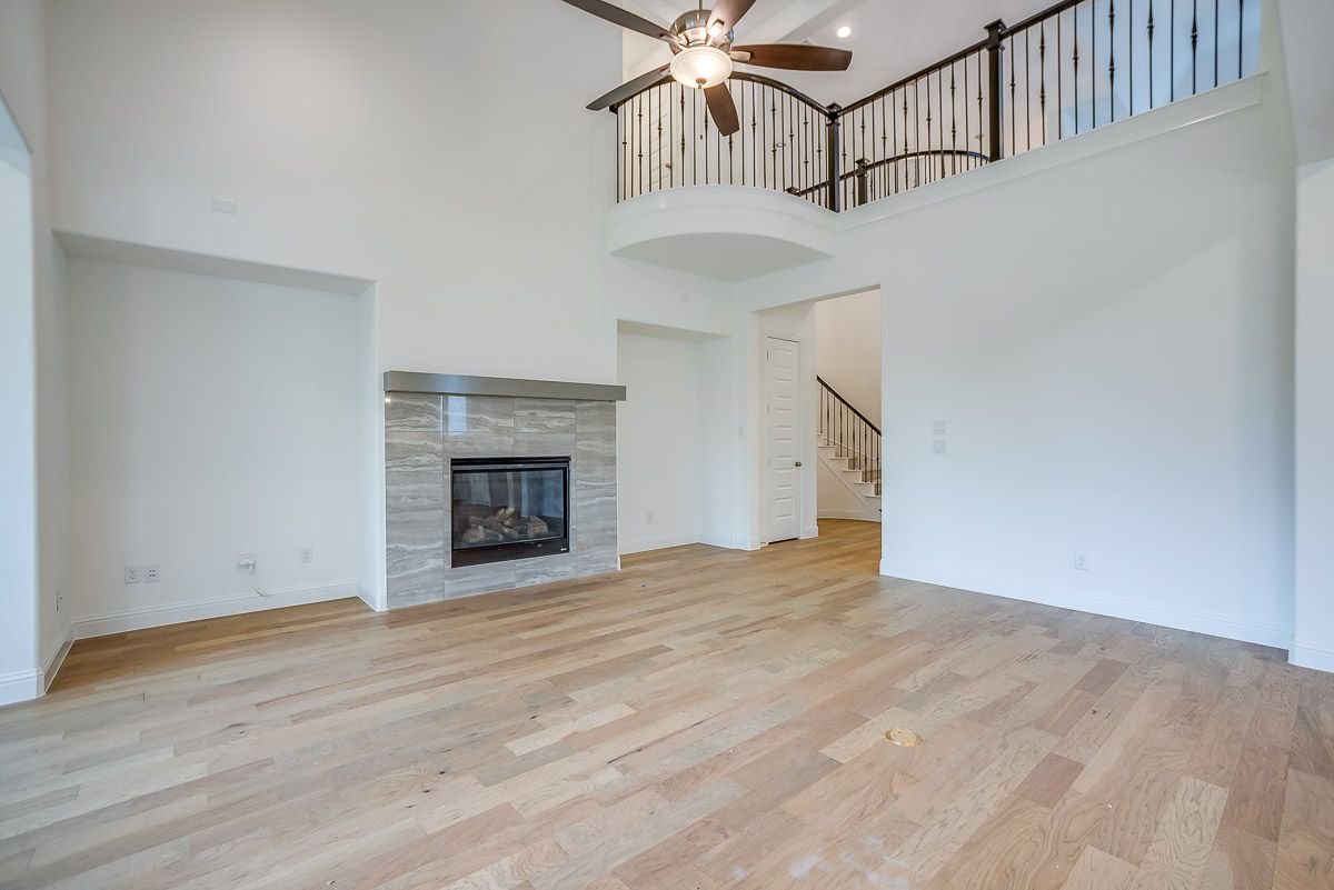 Plan 1692 Family Room Representative Image