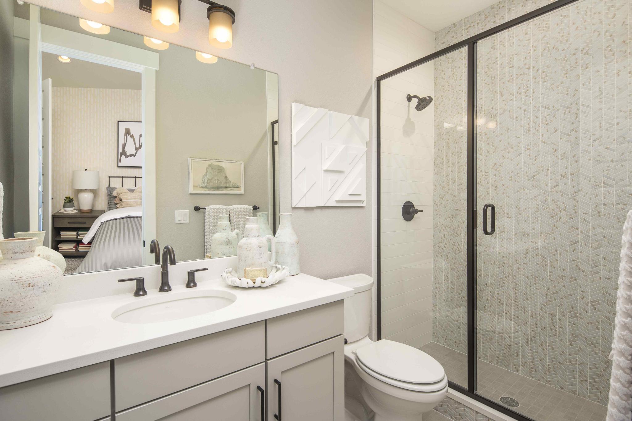 Plan C652 Guest Bathroom Photo by American Legend Homes