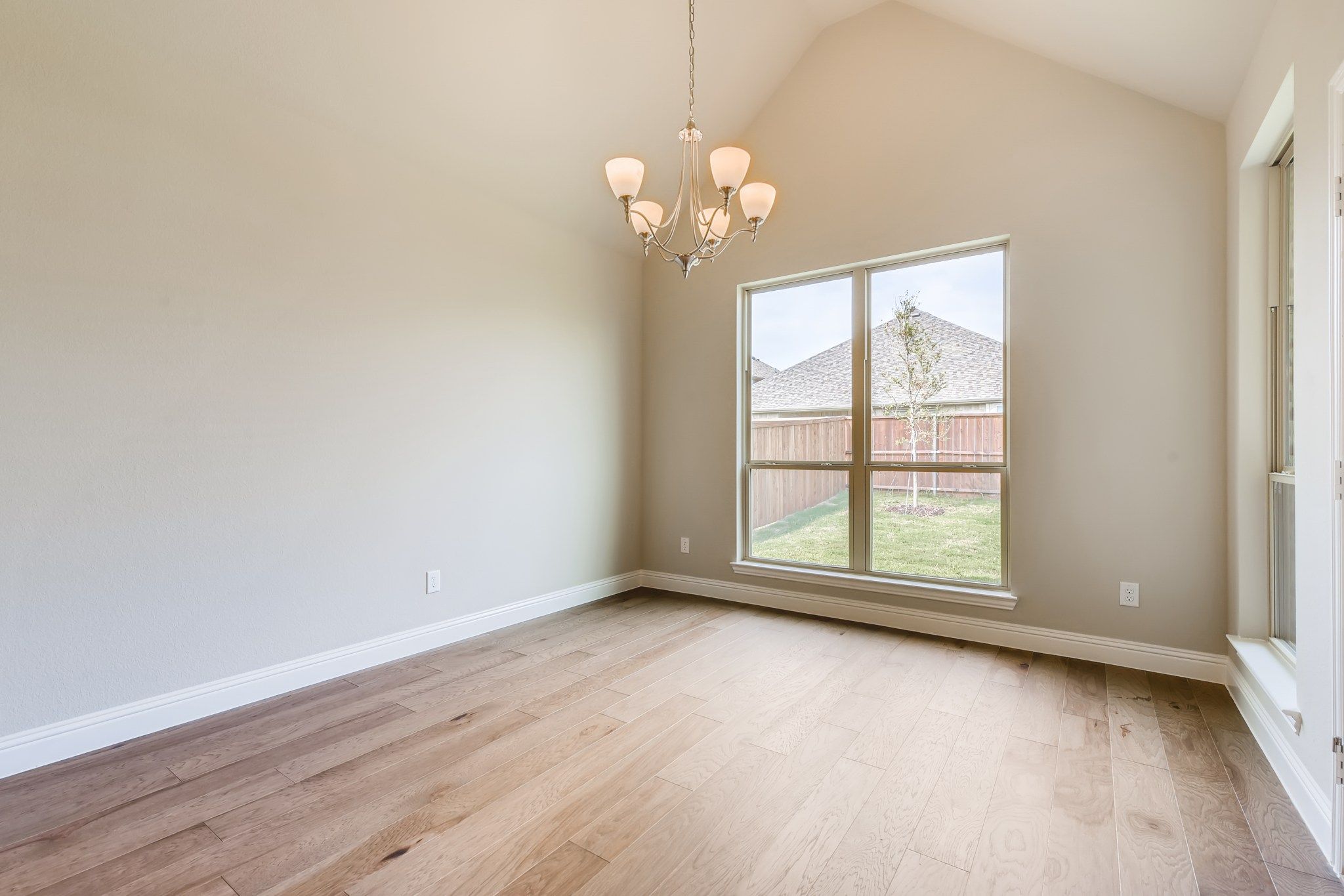Plan 1139 Dining Room Representative Image