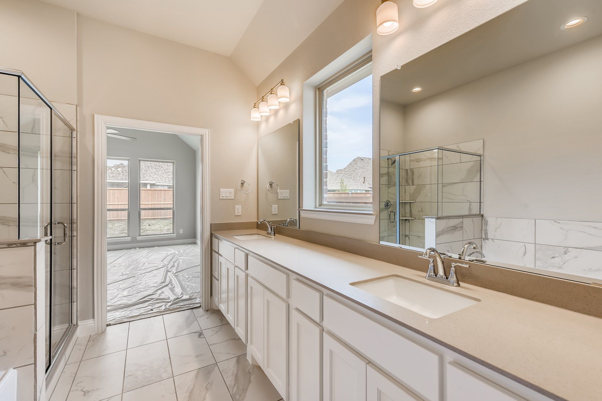 Plan 1139 Main Bathroom Representative Image