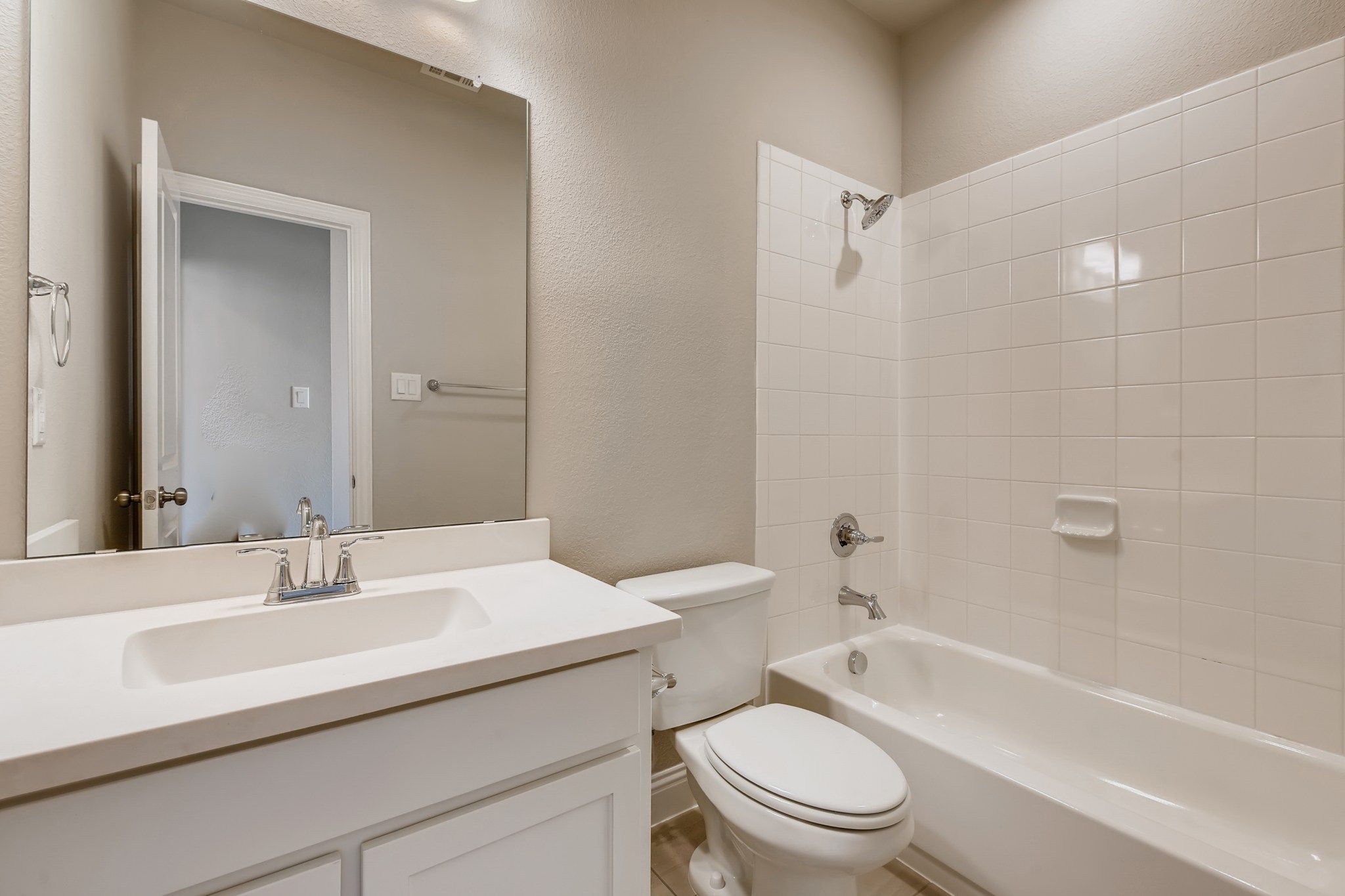 Plan 1139 Secondary Bathroom Representative Image