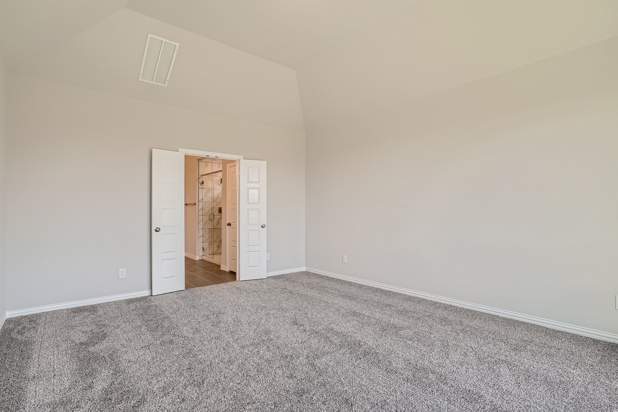 Plan 1683 Main Bedroom Representative Photo