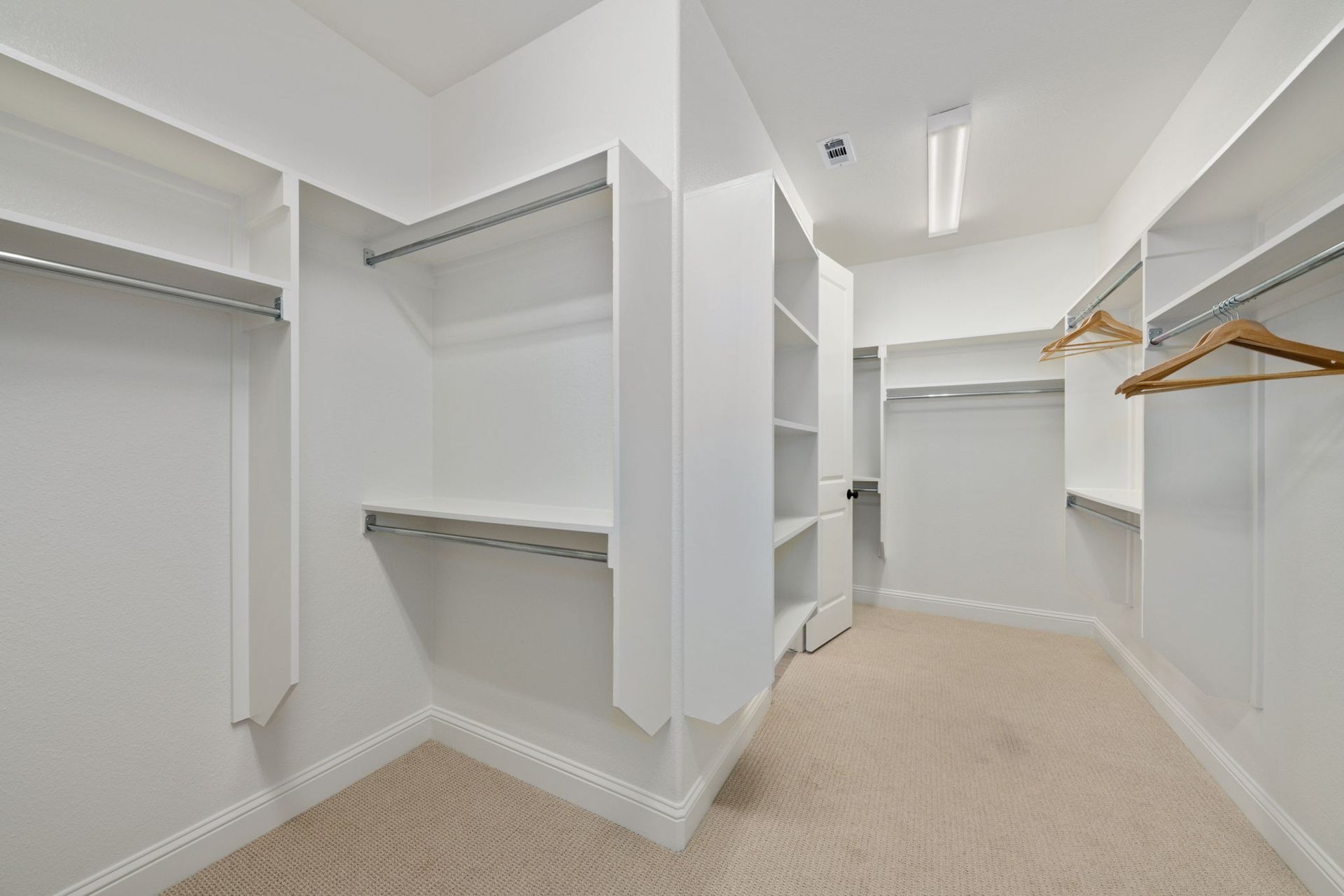 Plan 1406 Main Closet Representative Photo