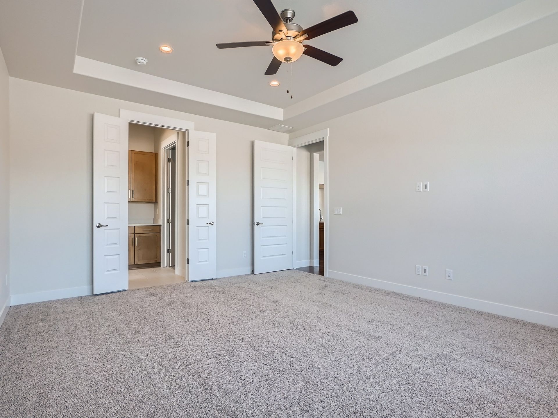 Plan C655 Main Bedroom Representative Photo