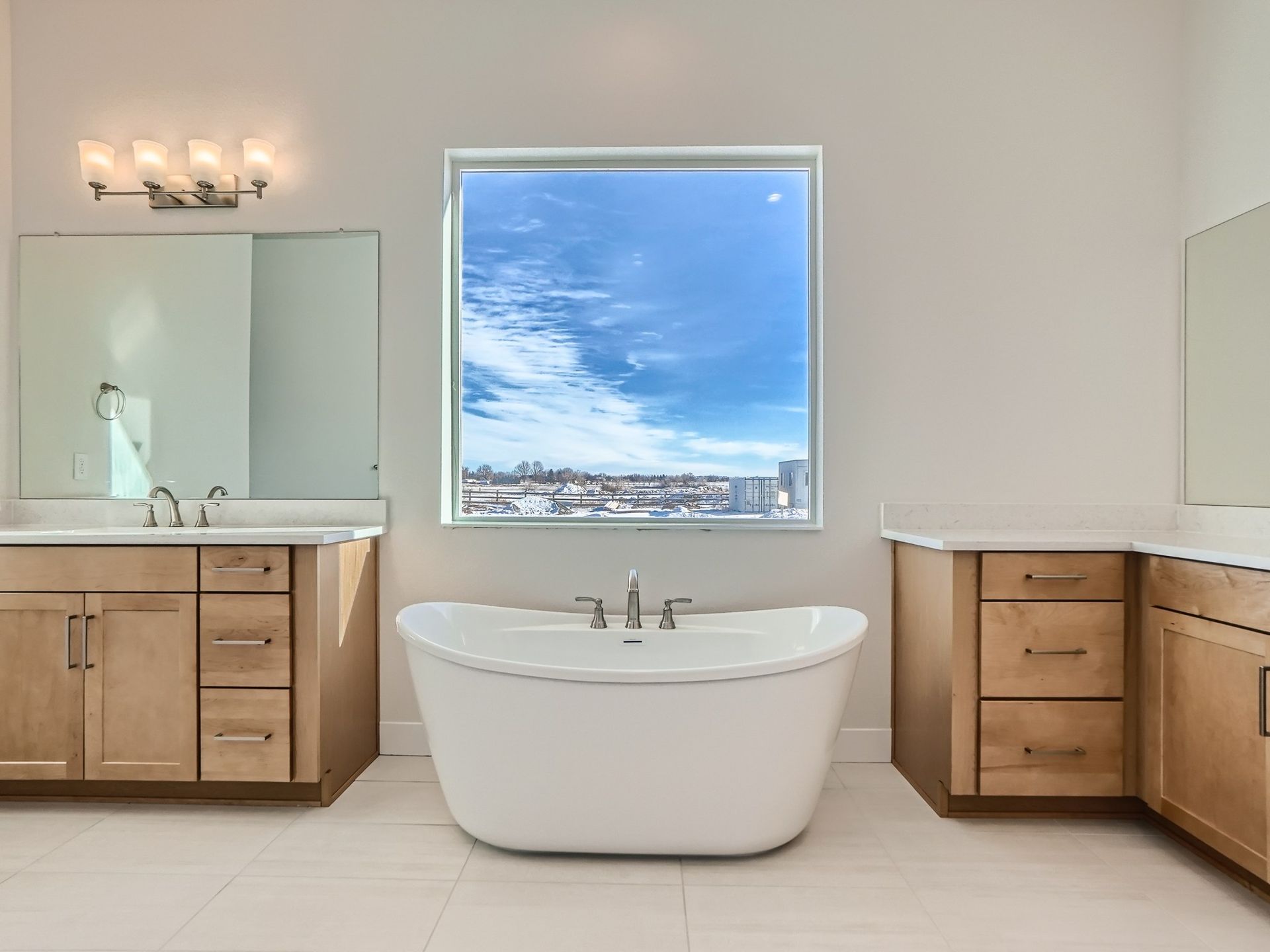 Plan C655 Main Bathroom Representative Photo