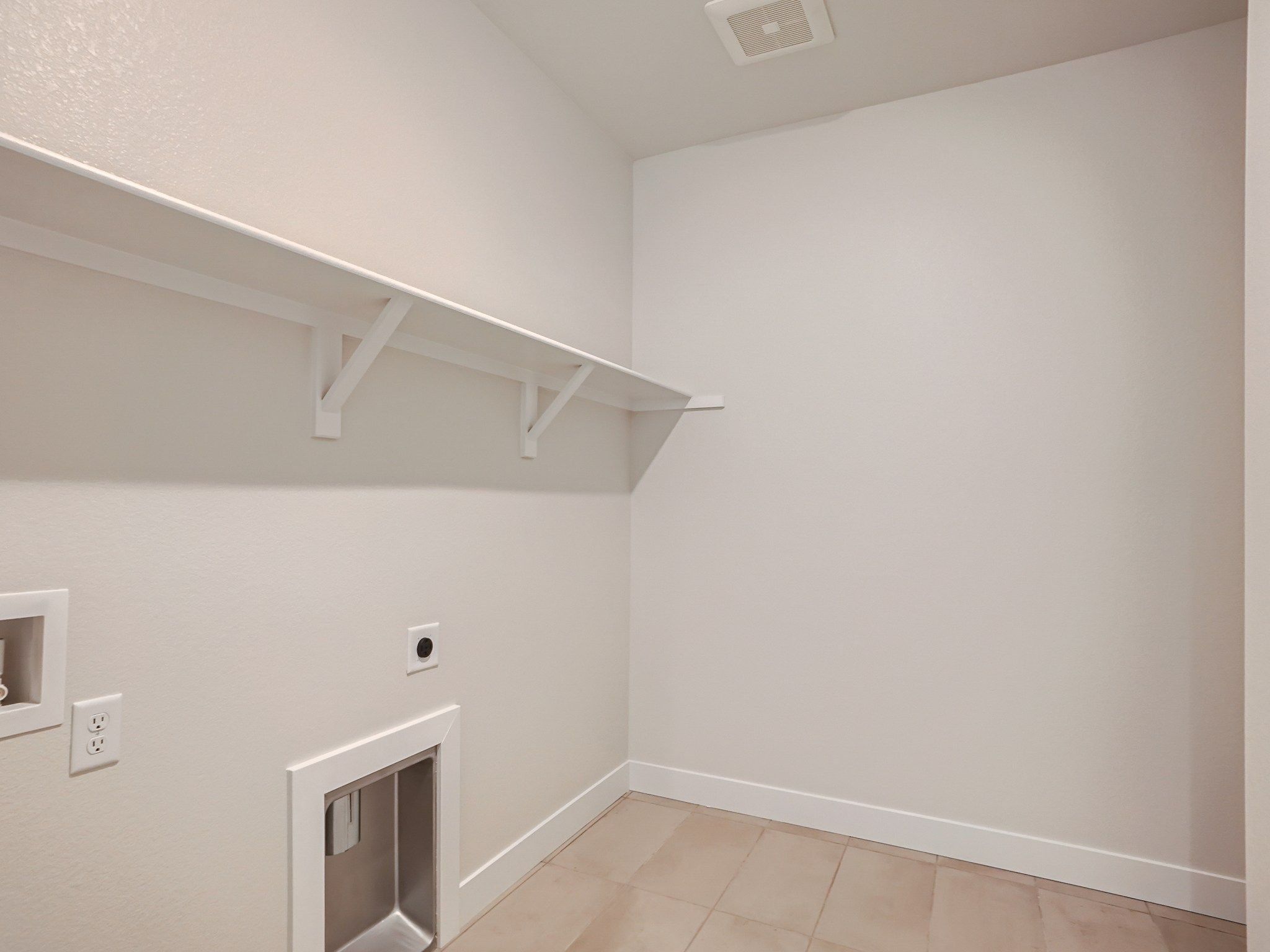 Plan C655 Laundry Room Representative Photo