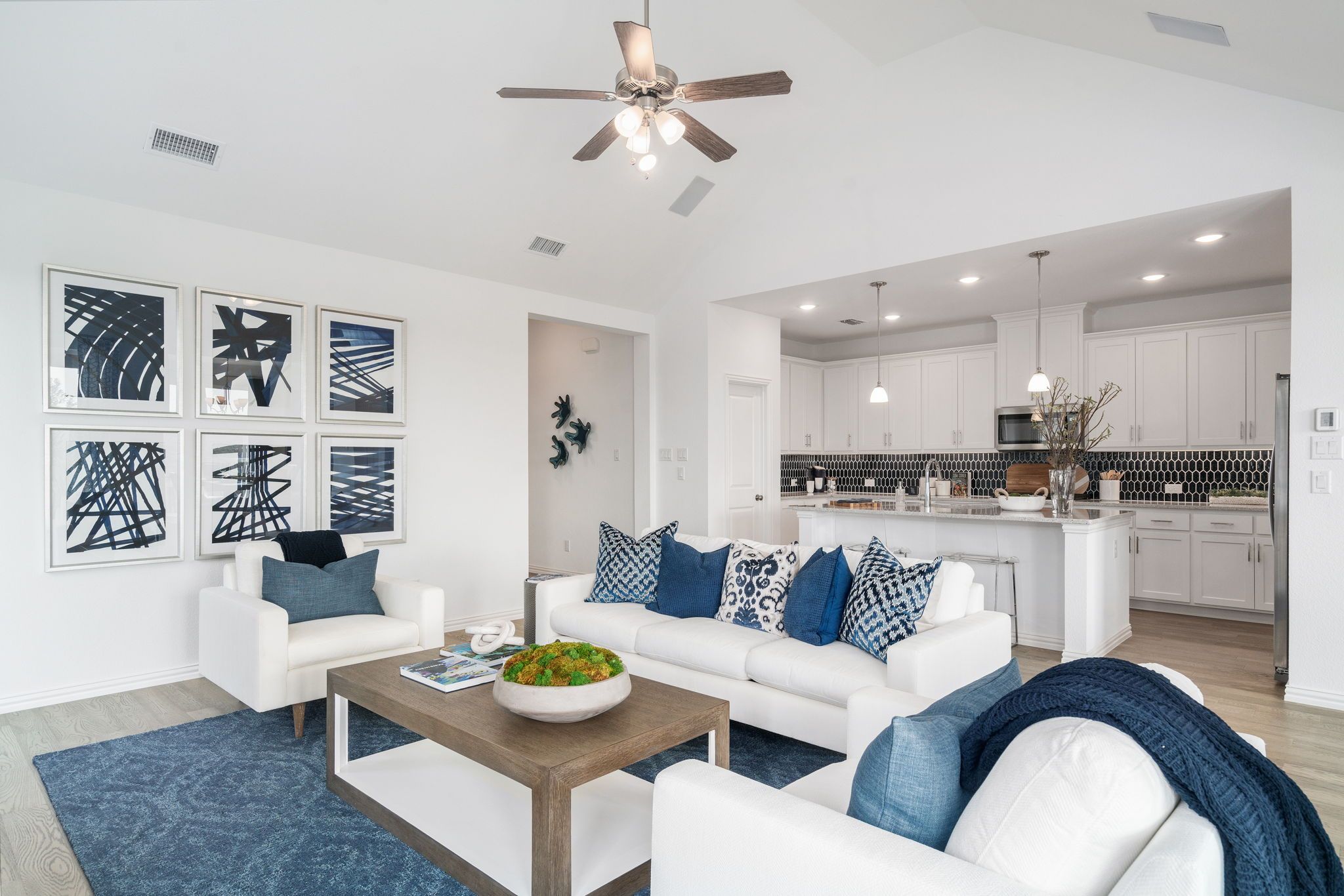 Plan 1523 Living Room Photo by American Legend Homes