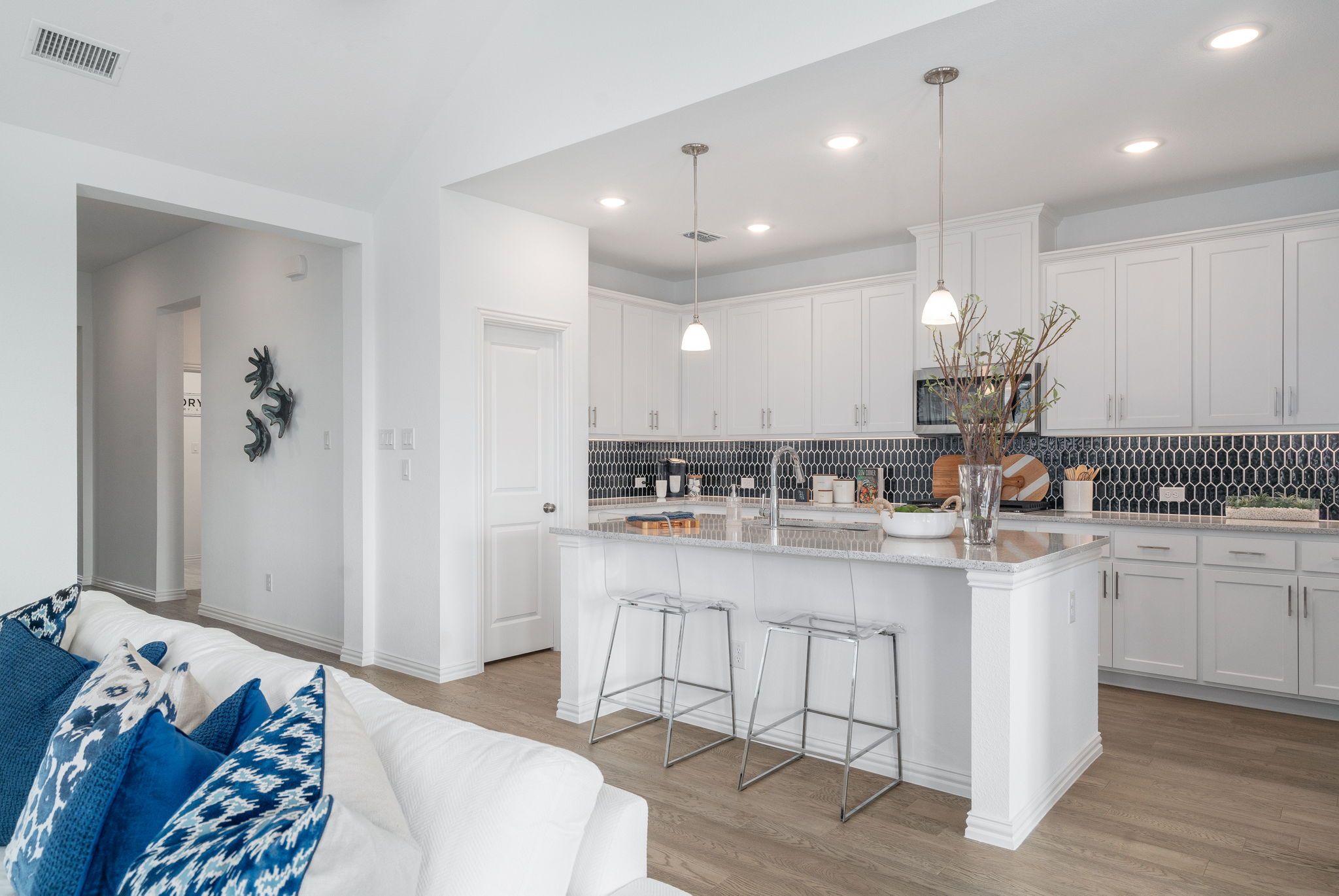 Plan 1523 Kitchen Photo by American Legend Homes