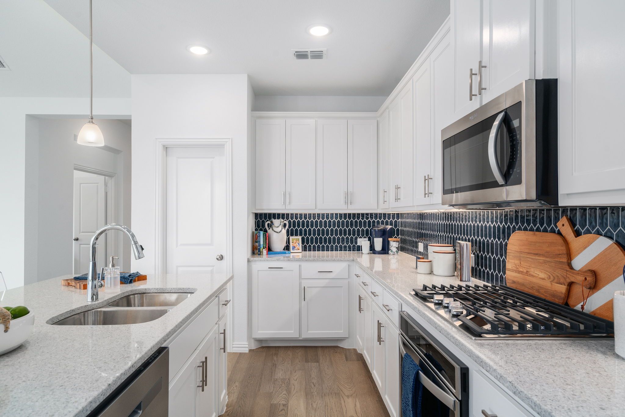 Plan 1523 Kitchen Photo by American Legend Homes