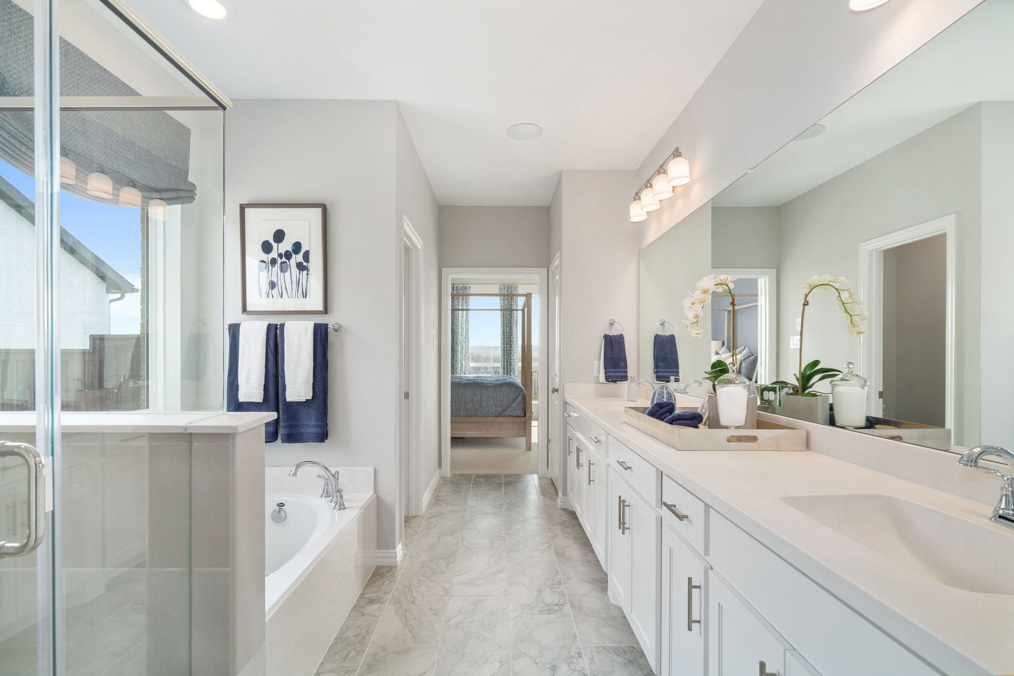 Plan 1523 Main Bathroom Photo by American Legend Homes