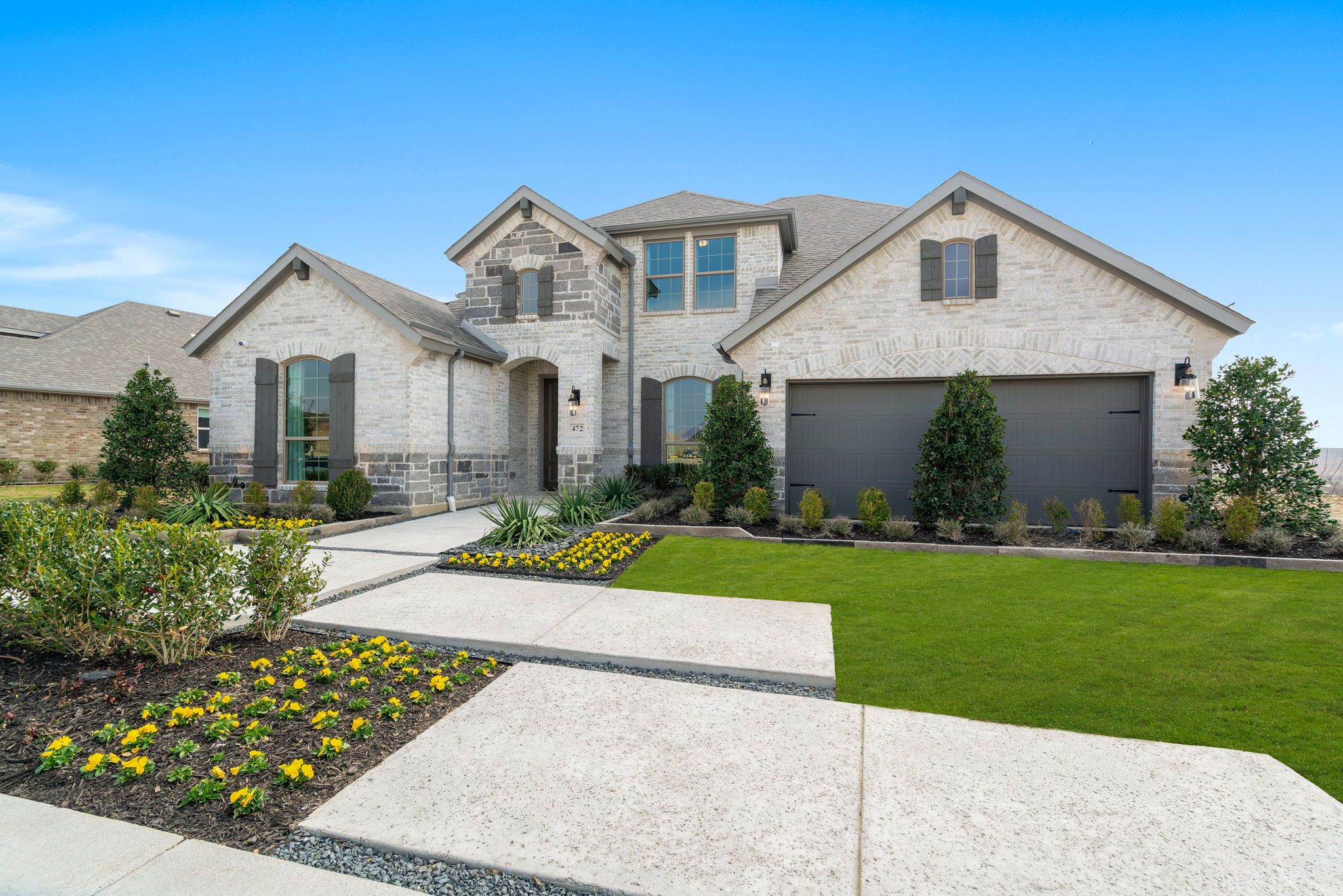 Plan 1686 Exterior Photo by American Legend Homes