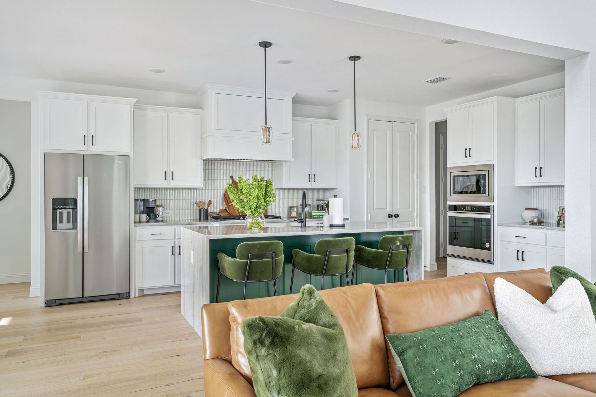 Plan 1686 Kitchen Photo by American Legend Homes