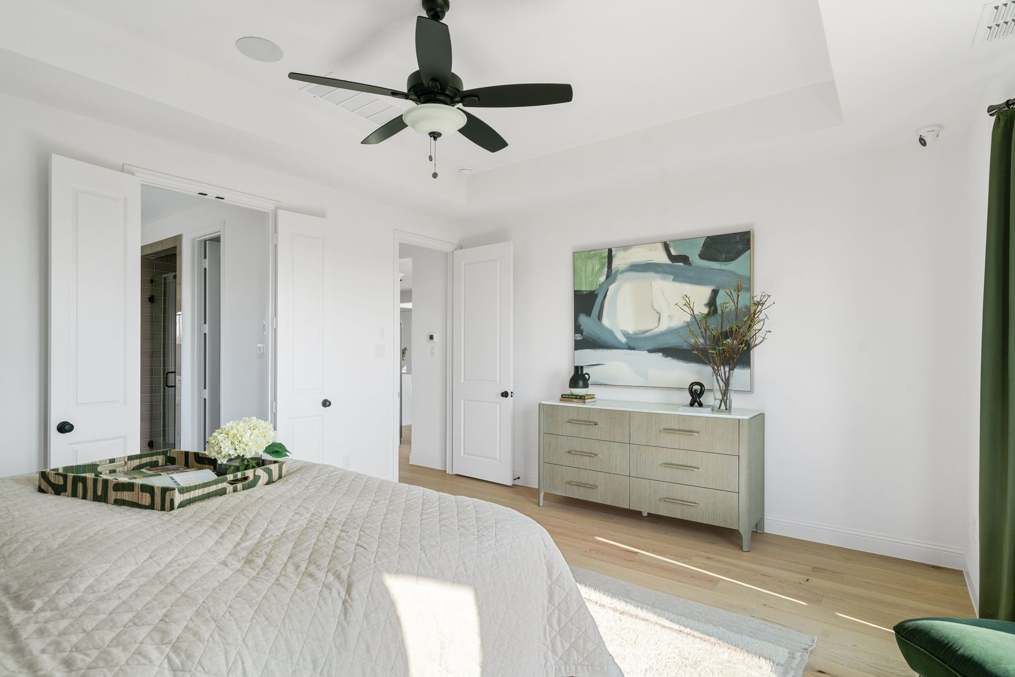 Plan 1686 Main Bedroom Photo by American Legend Homes