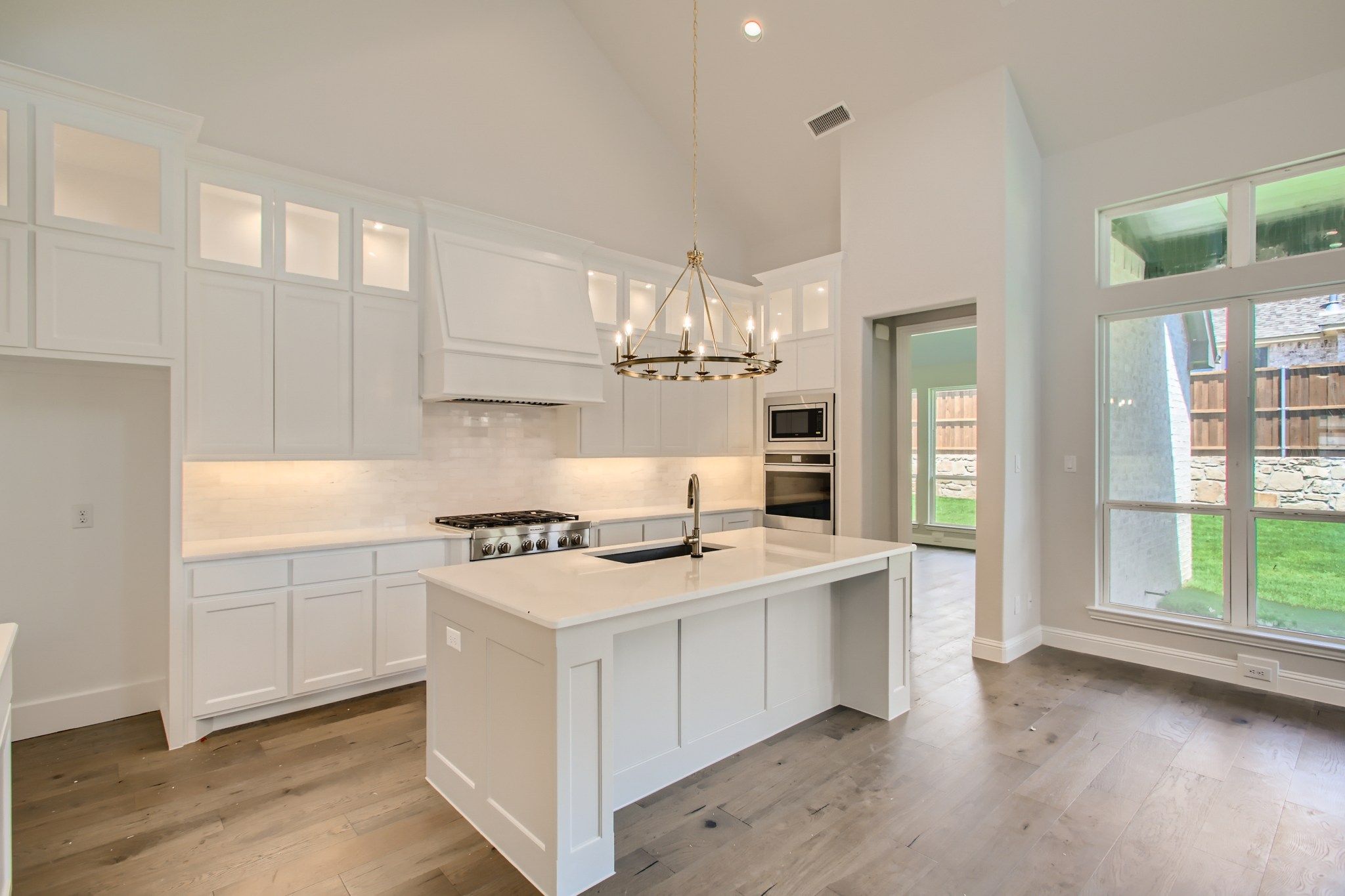 Plan 1135 Kitchen Representative Photo