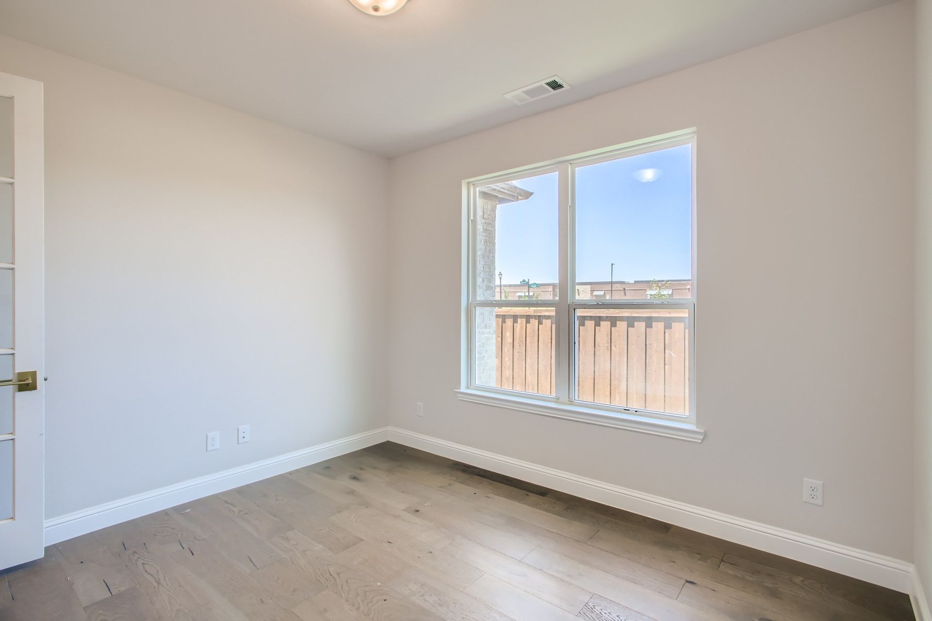 Plan 1135 Home Office Representative Photo