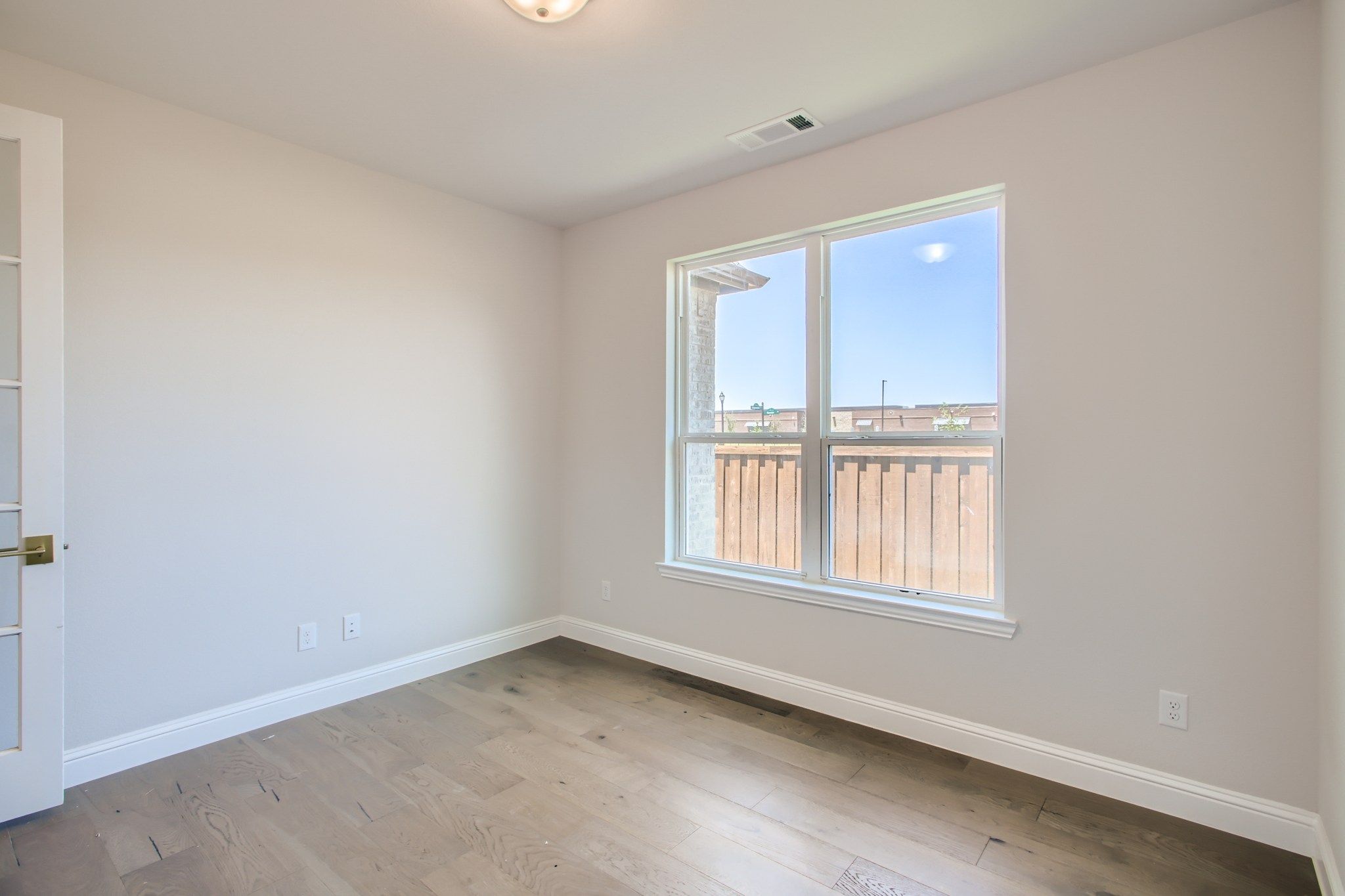 Plan 1135 Home Office Representative Photo