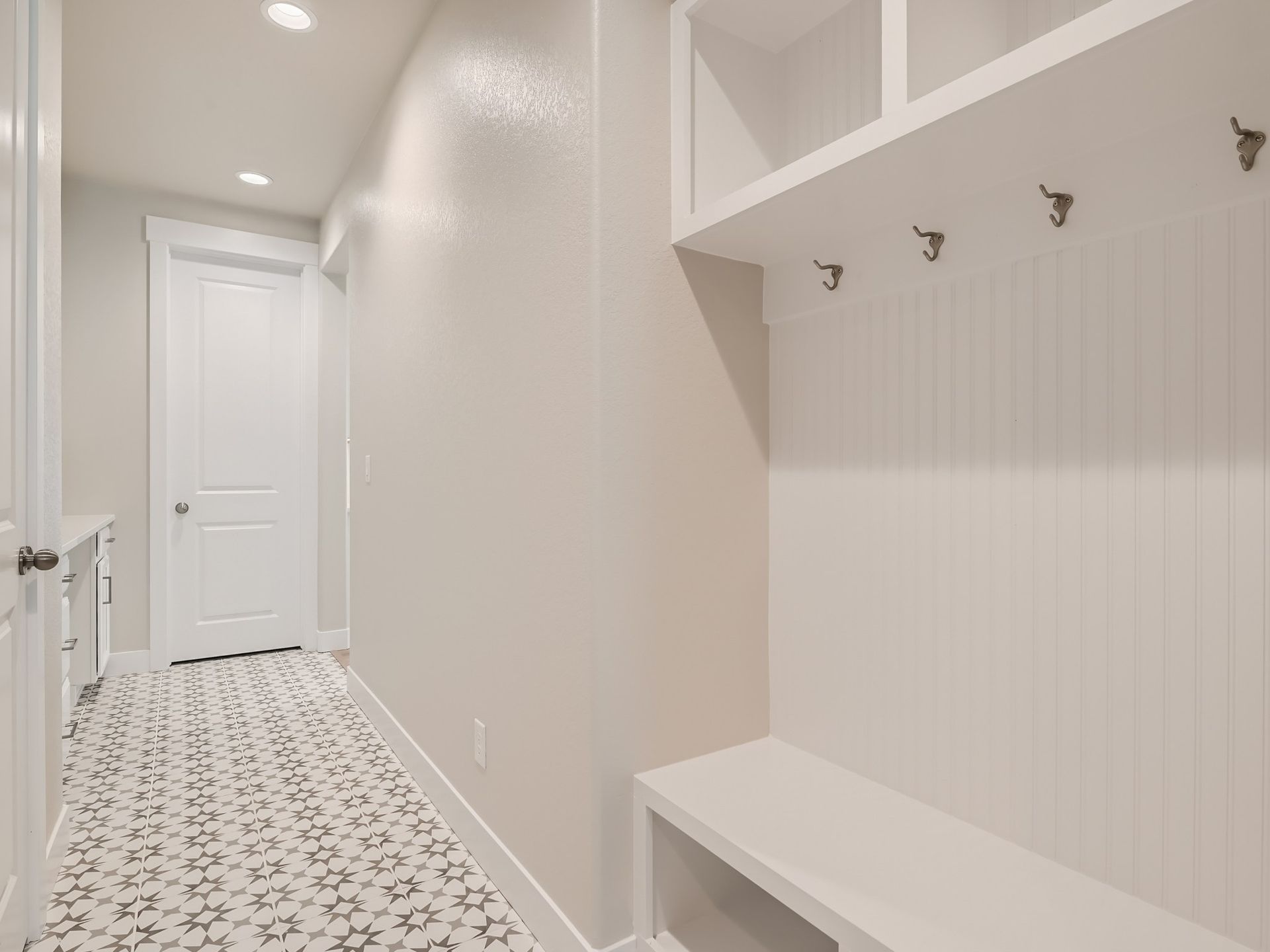 Plan C552 Mud Room Representative Photo