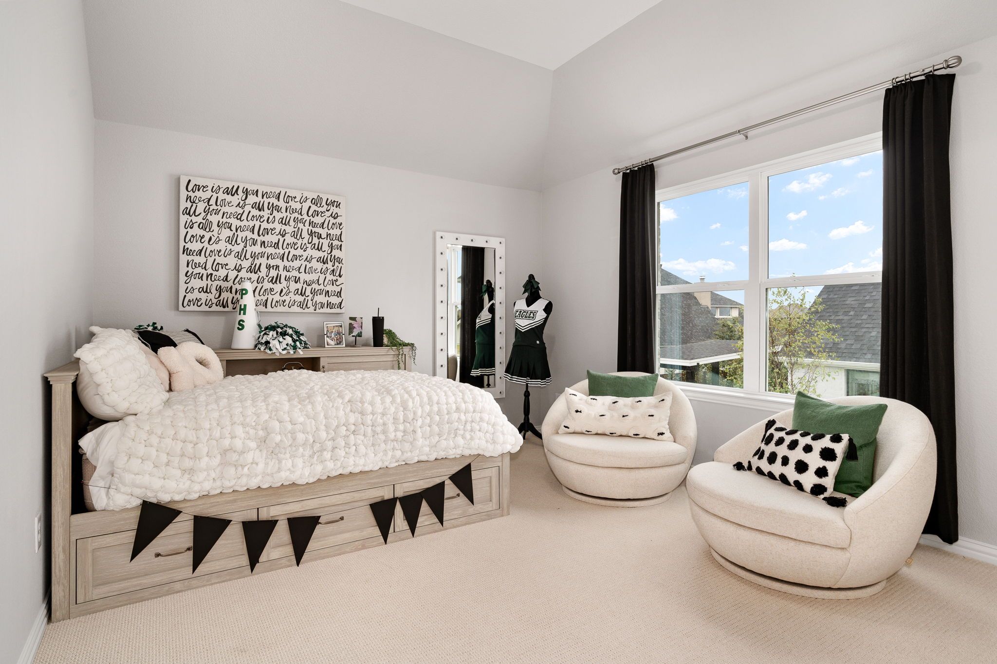 Star Trail 55s Model Plan 1138 Bedroom by American Legend Homes