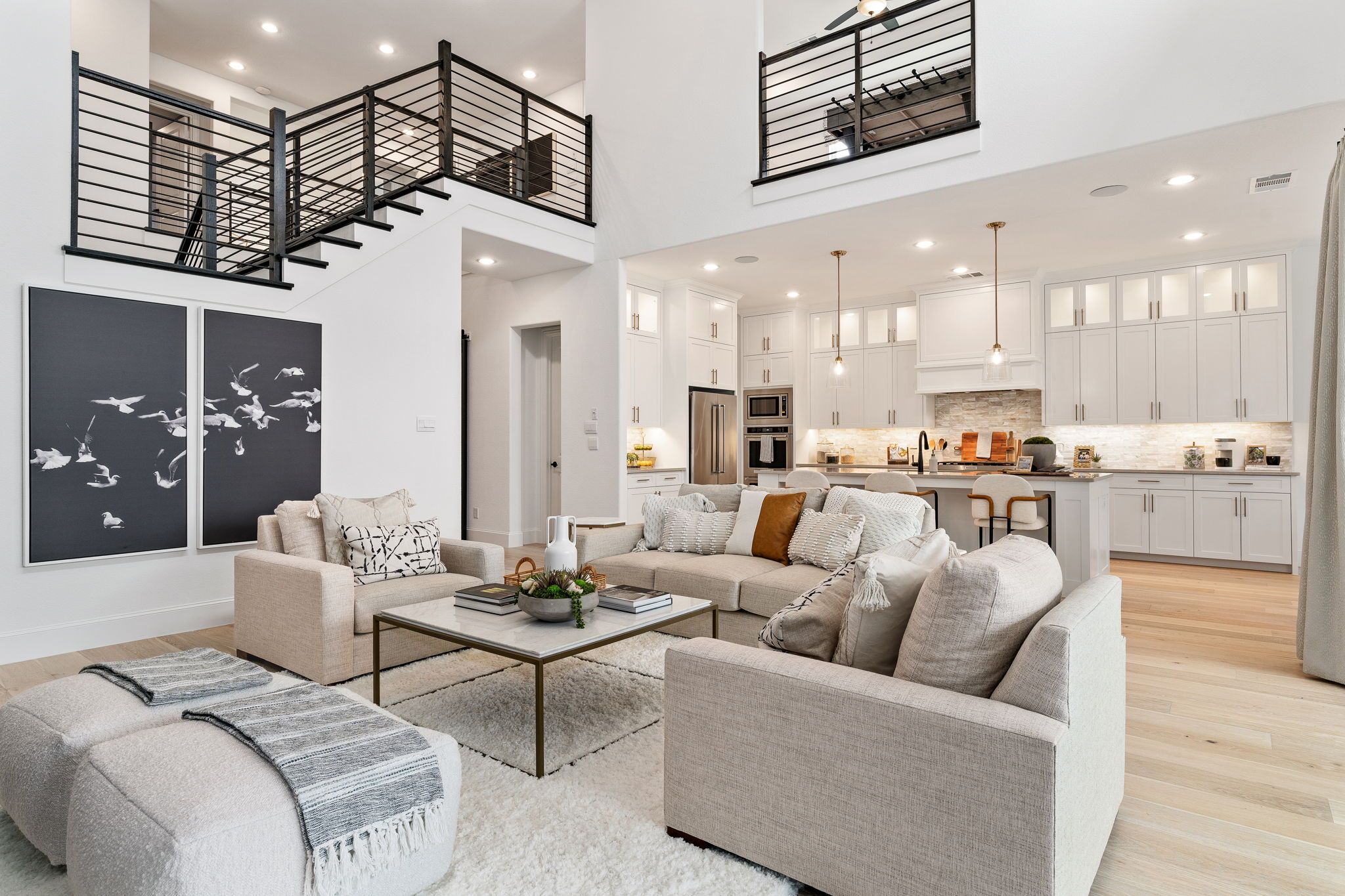 American Legend Homes Plan 1639 Living Room/Kitchen Photo