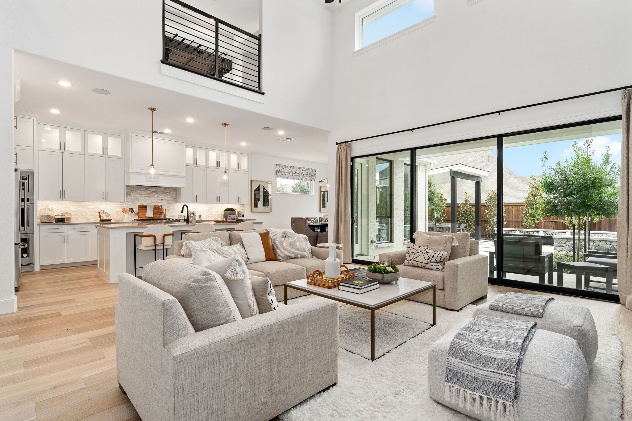 American Legend Homes Plan 1639 LIving Room/Kitchen Photo