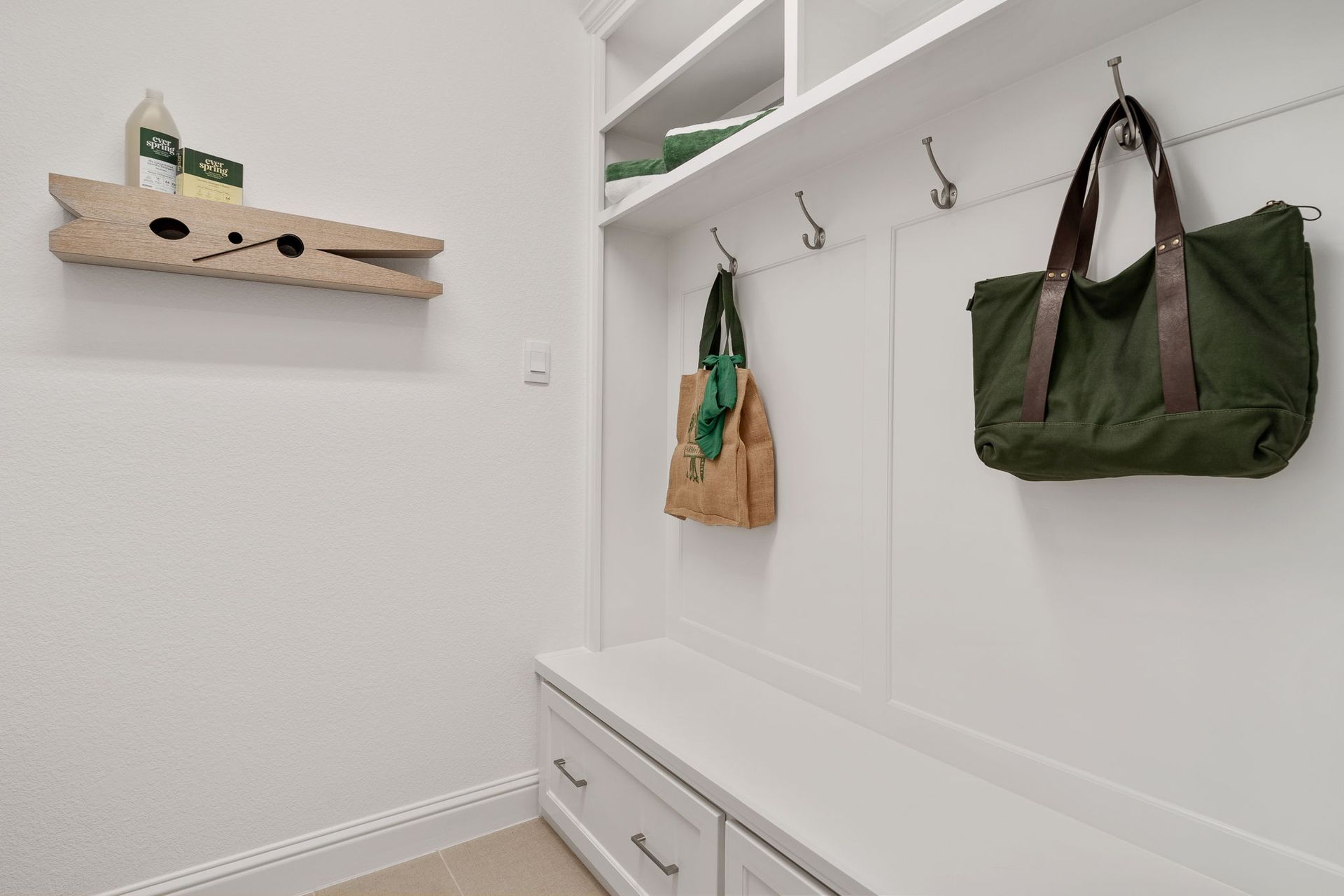 Plan 1138 Mud Room Representative Photo