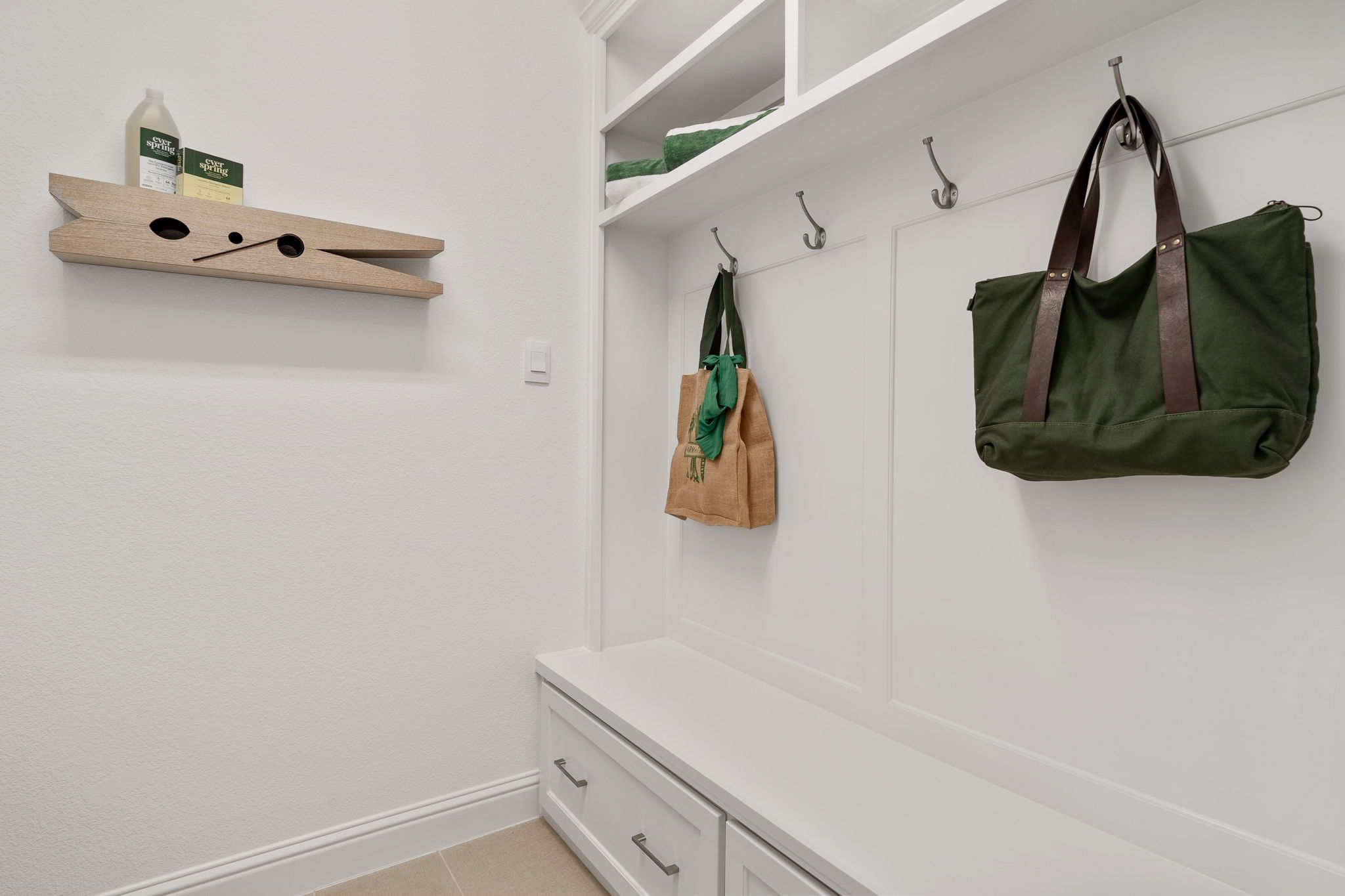 Plan 1138 Mud Room Representative Photo