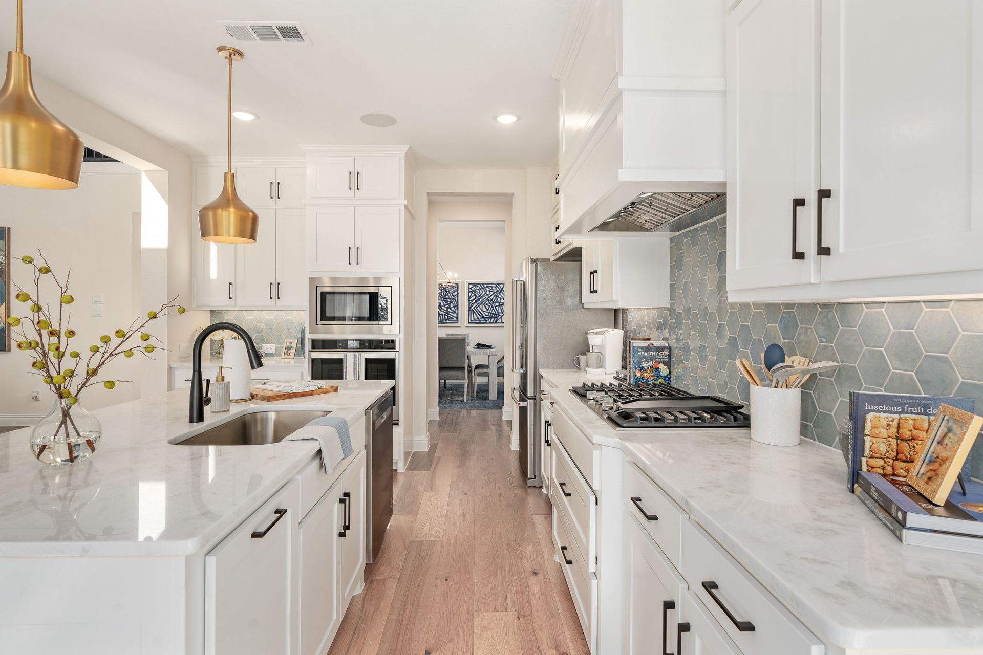 BridgeWater Model Plan 1687 by American Legend Homes