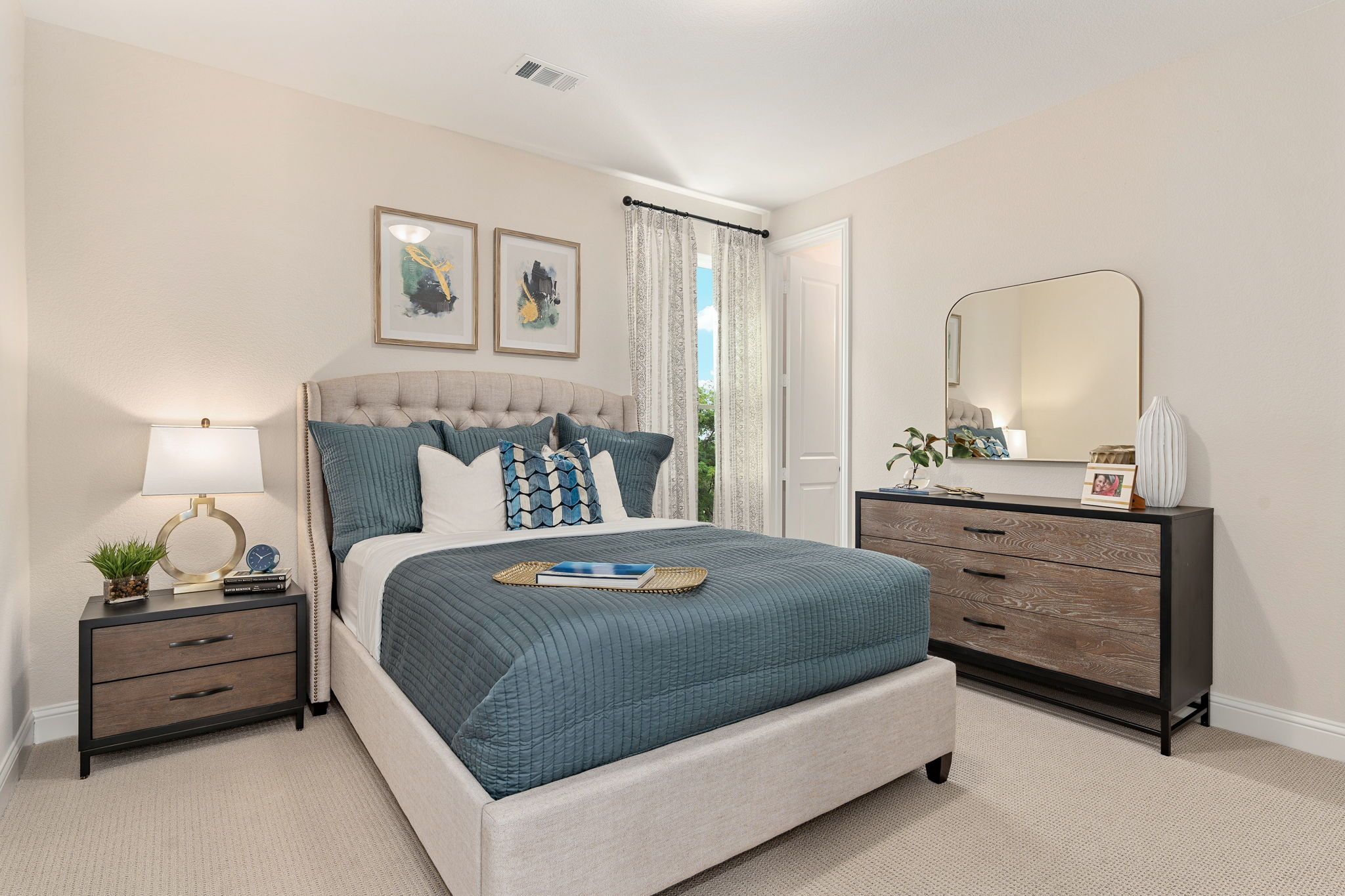 BridgeWater Model Plan 1687 by American Legend Homes