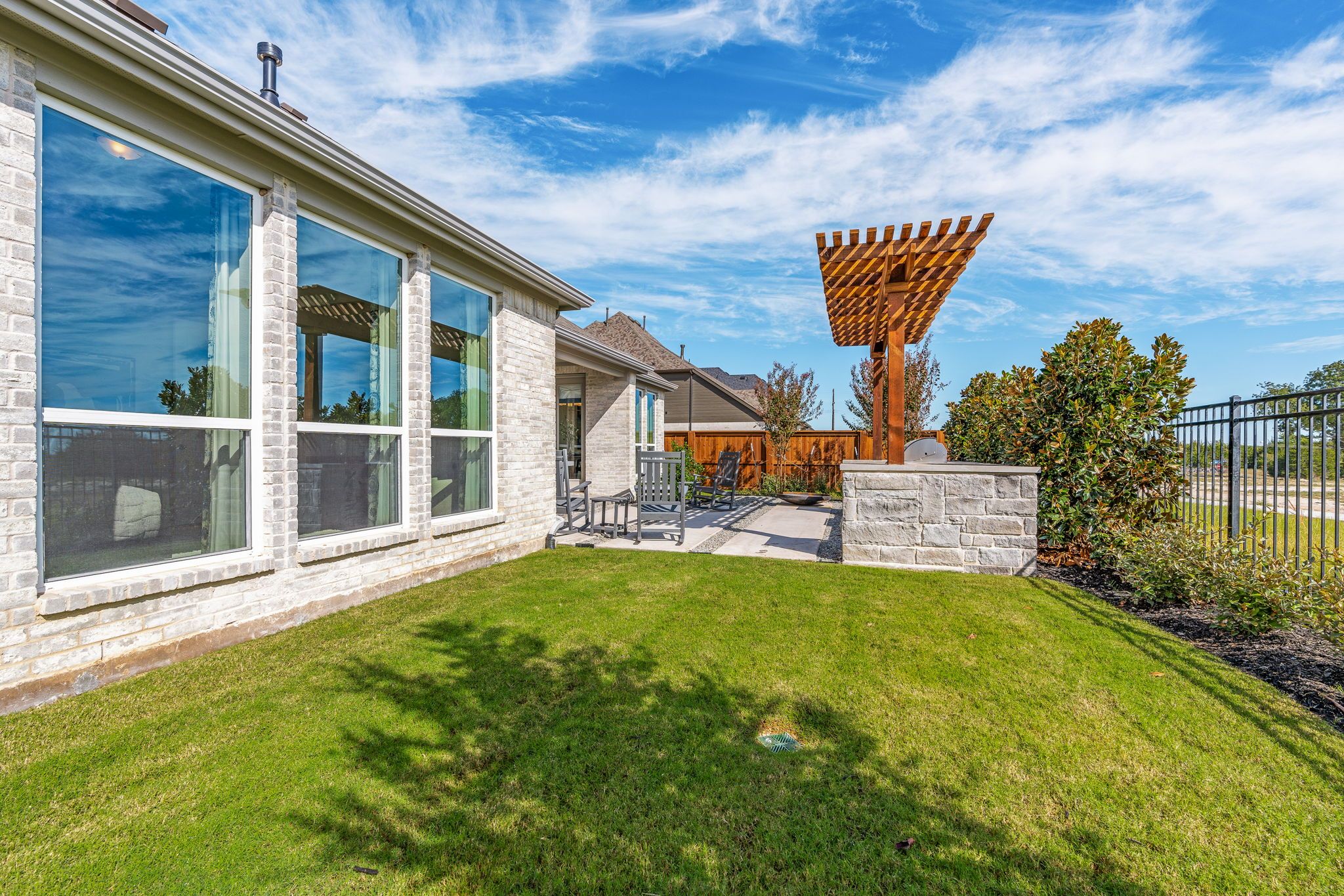 BridgeWater Model Plan 1687 by American Legend Homes