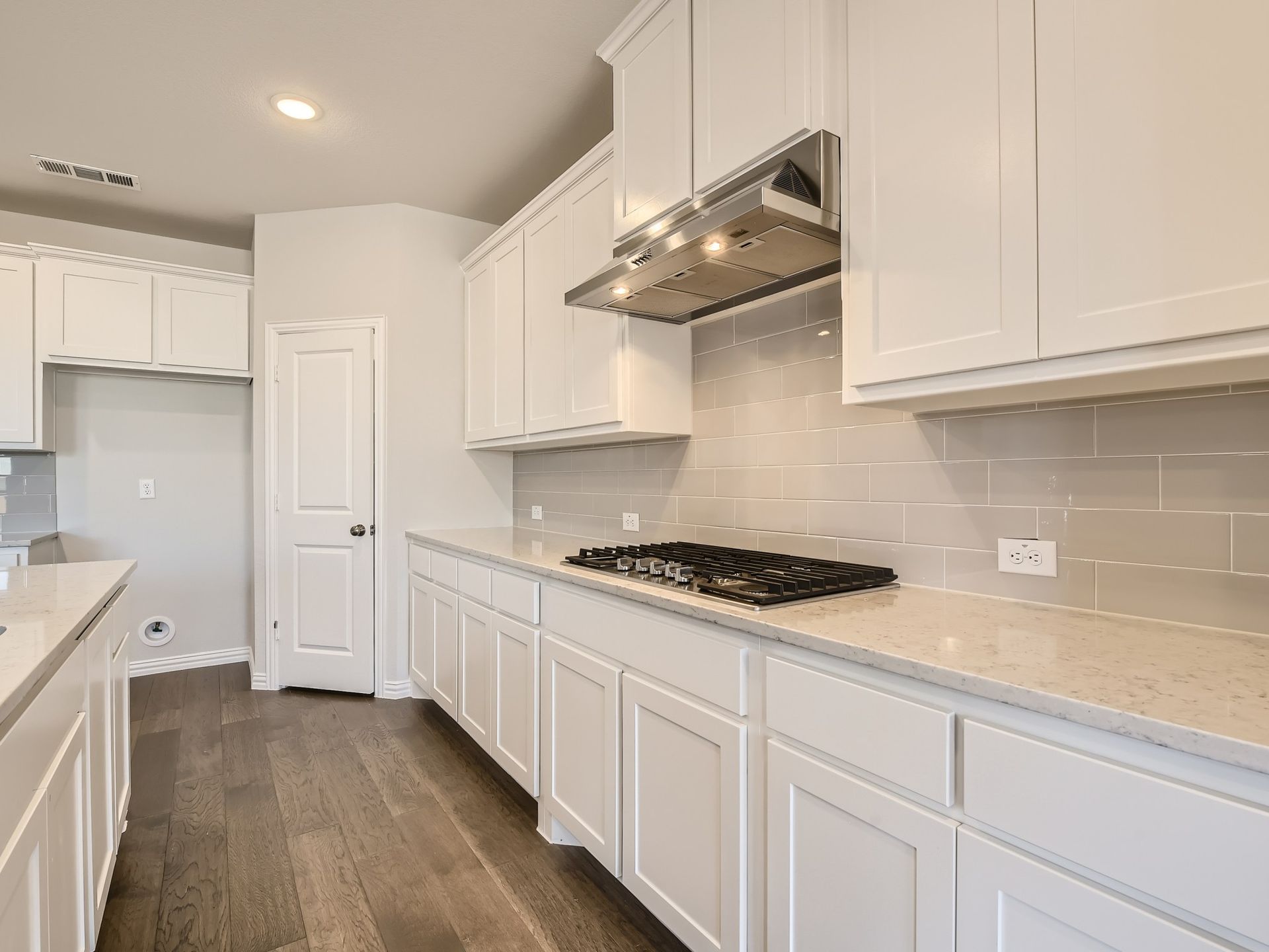 Plan 1533 Kitchen Representative Photo by American Legend Homes