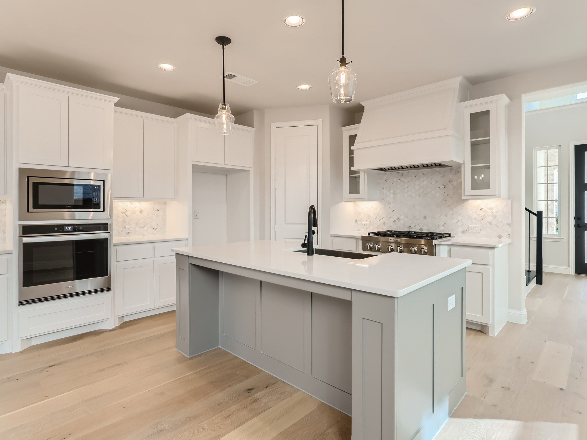 Plan 1403 Kitchen Representative Photo