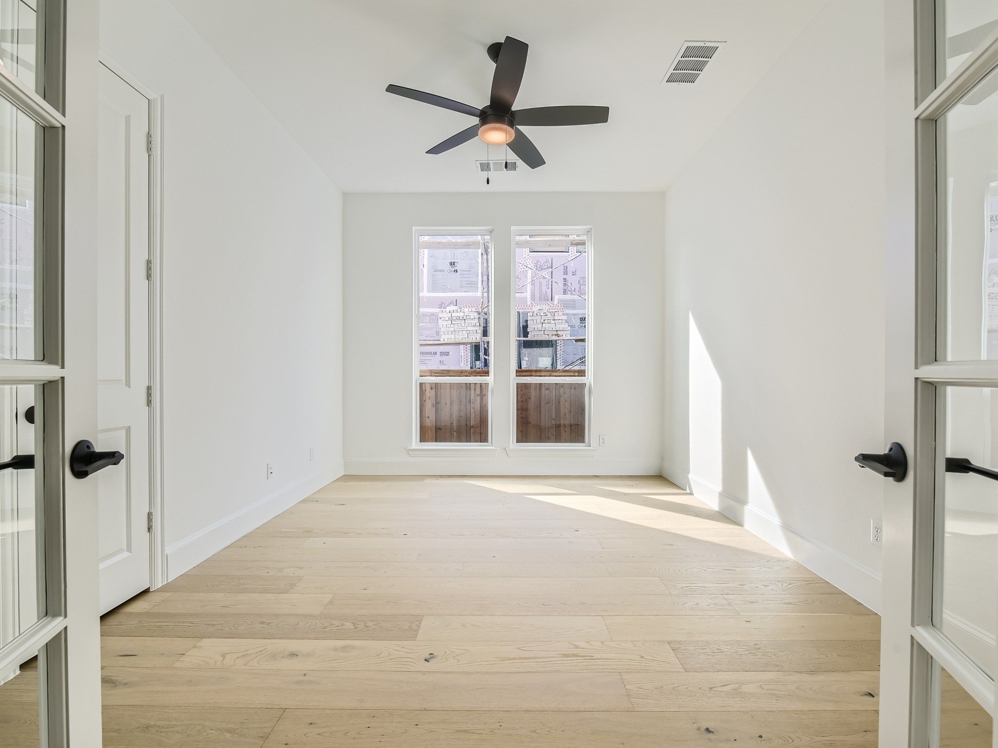 Plan 610 Home Office Representative Photo