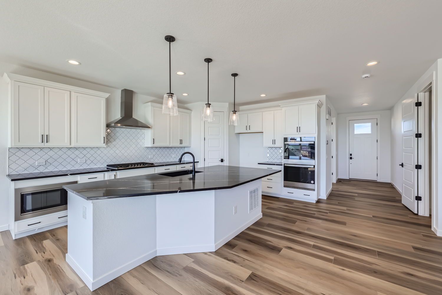 Plan C426 Kitchen Representative Photo