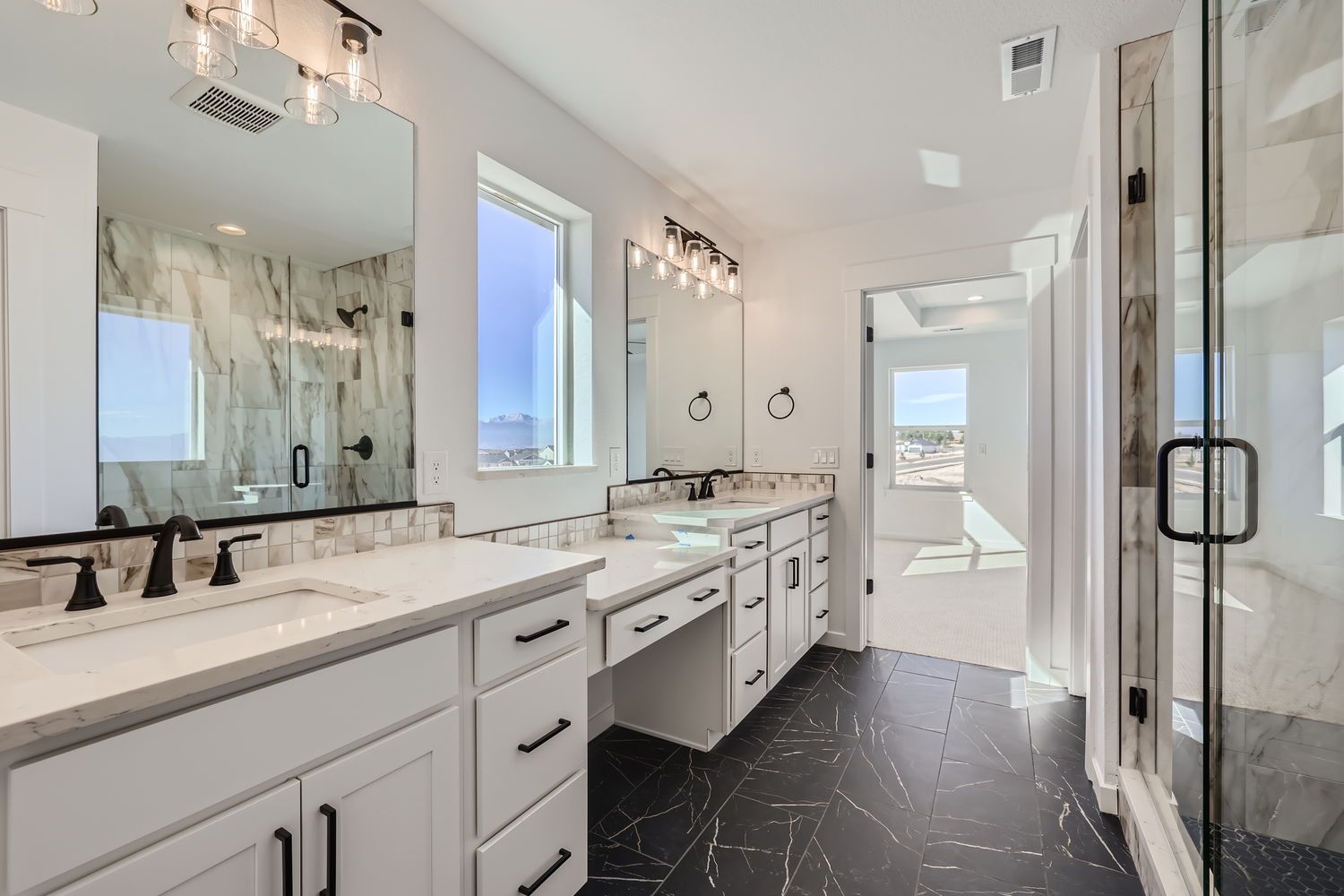 Plan C426 Main Bathroom Representative Photo