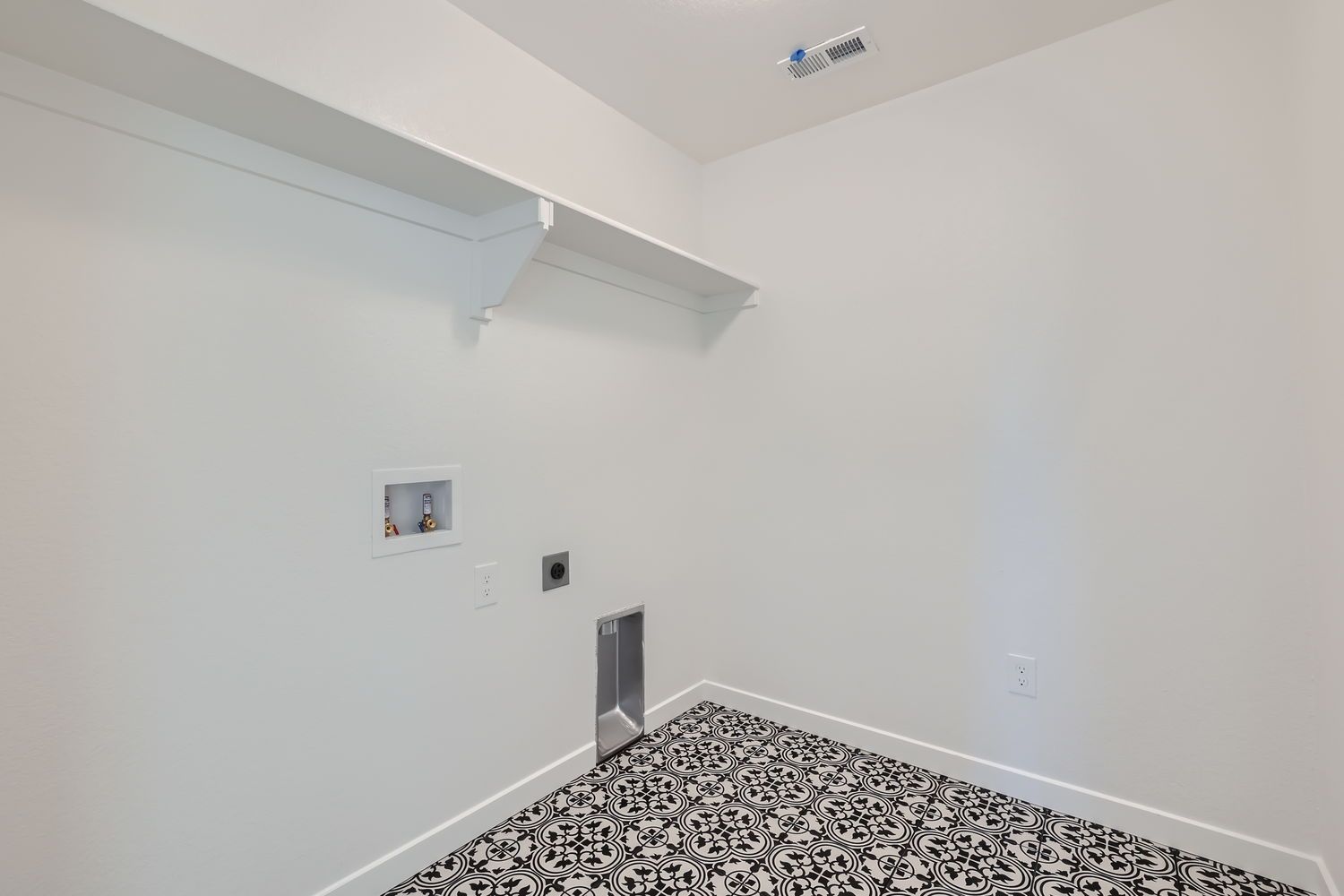 Plan C426 Laundry Room Representative Photo
