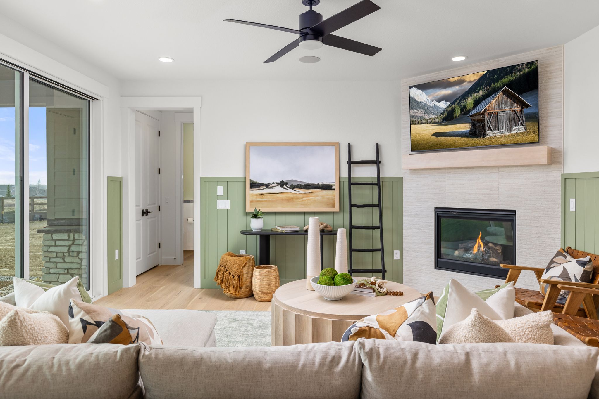 Barefoot Lakes Model Home – Plan V433 Living Space in White & Green