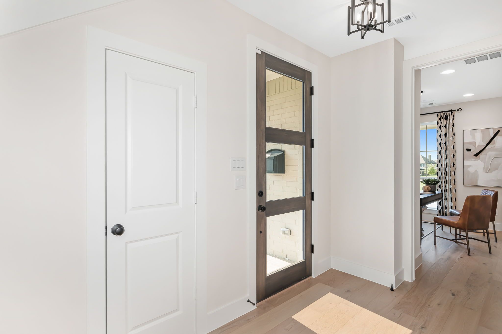 Castle Hills Northpointe Townhomes Entry by American Legend Homes