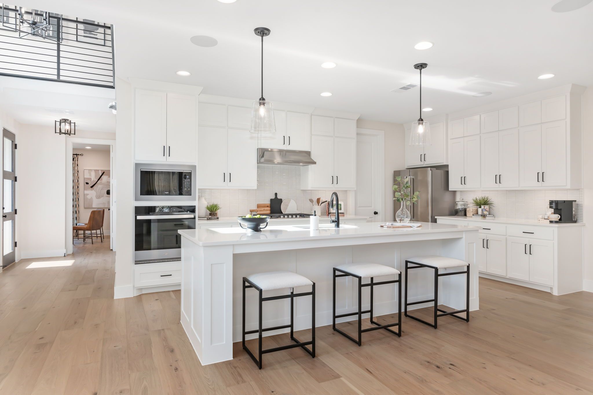 Castle Hills Northpointe Townhomes Kitchen by American Legend Homes