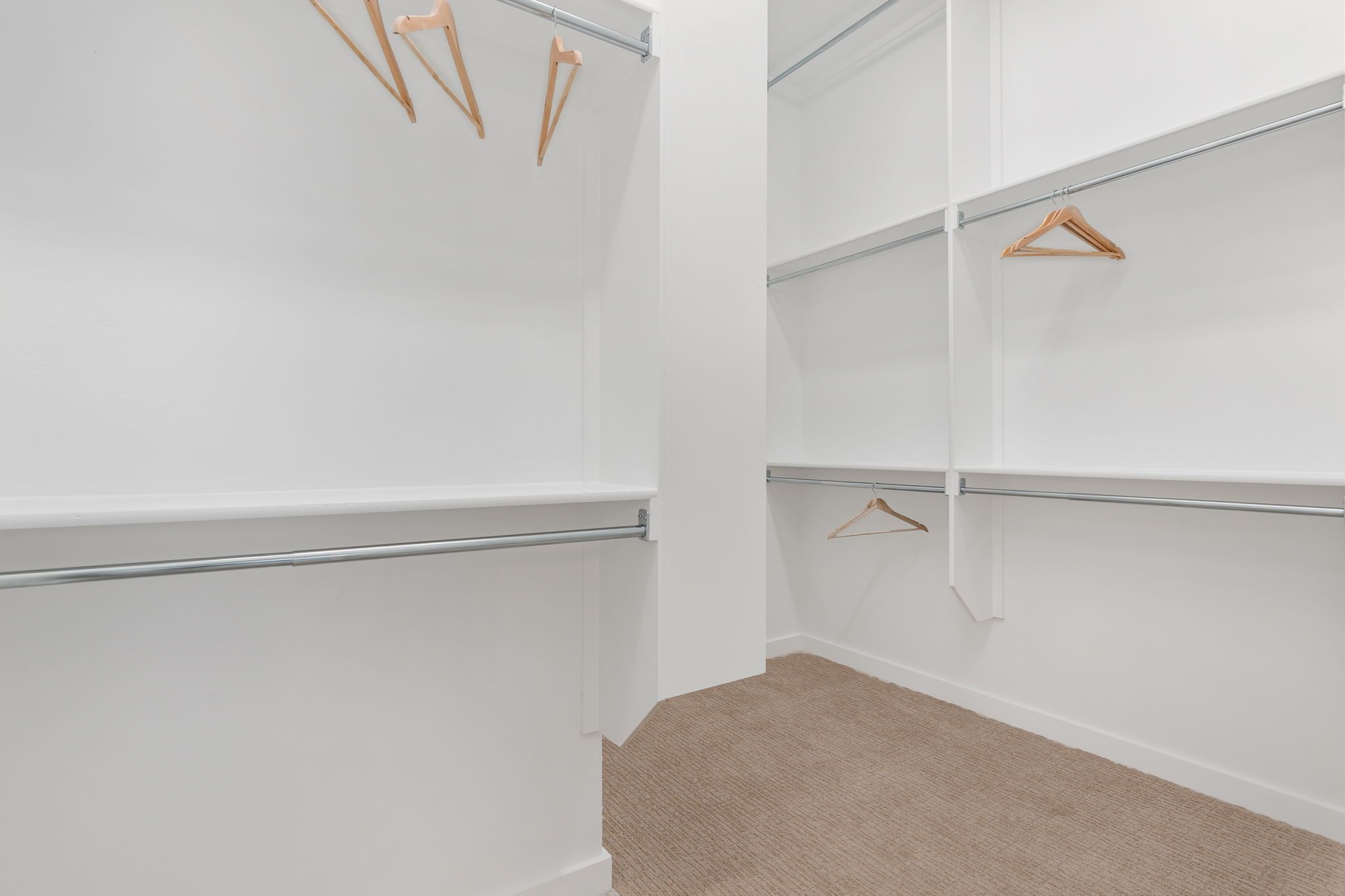 Castle Hills Northpointe Townhomes Main Closet by American Legend Homes