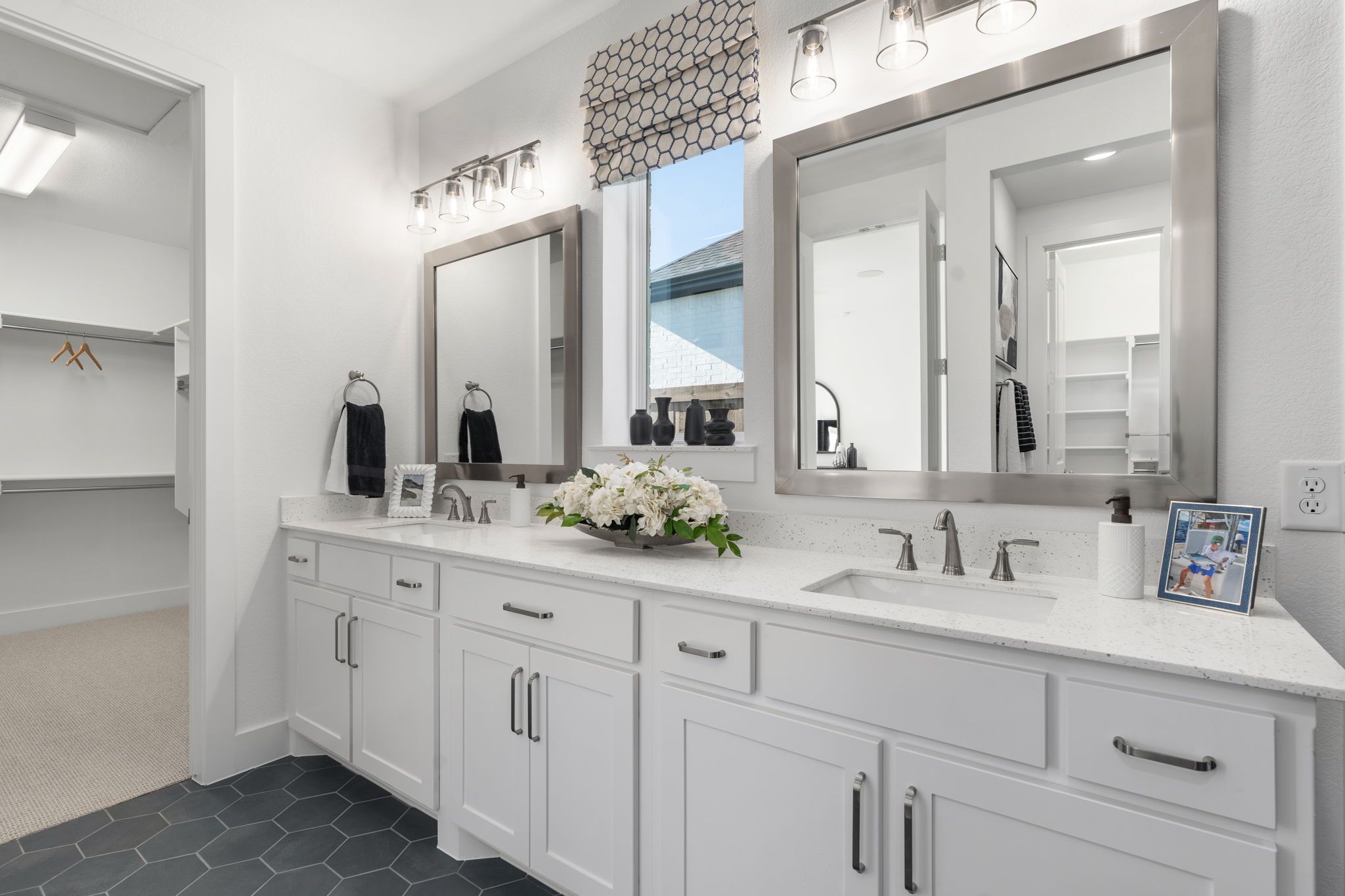 Hillstead Model Plan 1475 Main Bathroom