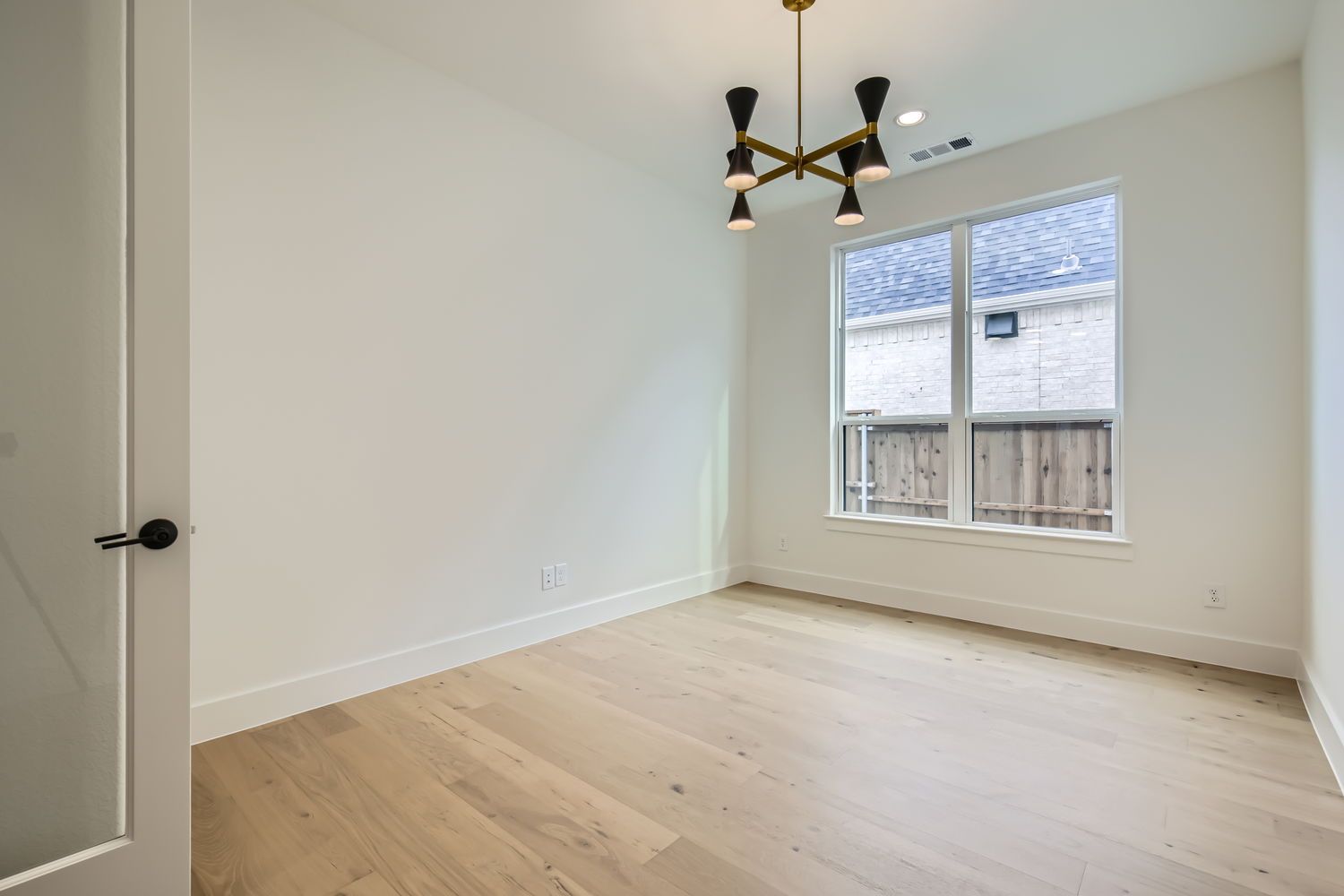 Plan 1623 Dining Area Representative Photo