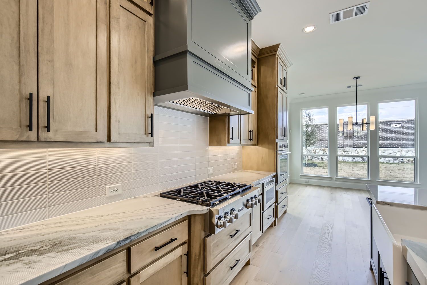 Plan 1623 Kitchen/Breakfast Area Representative Photo