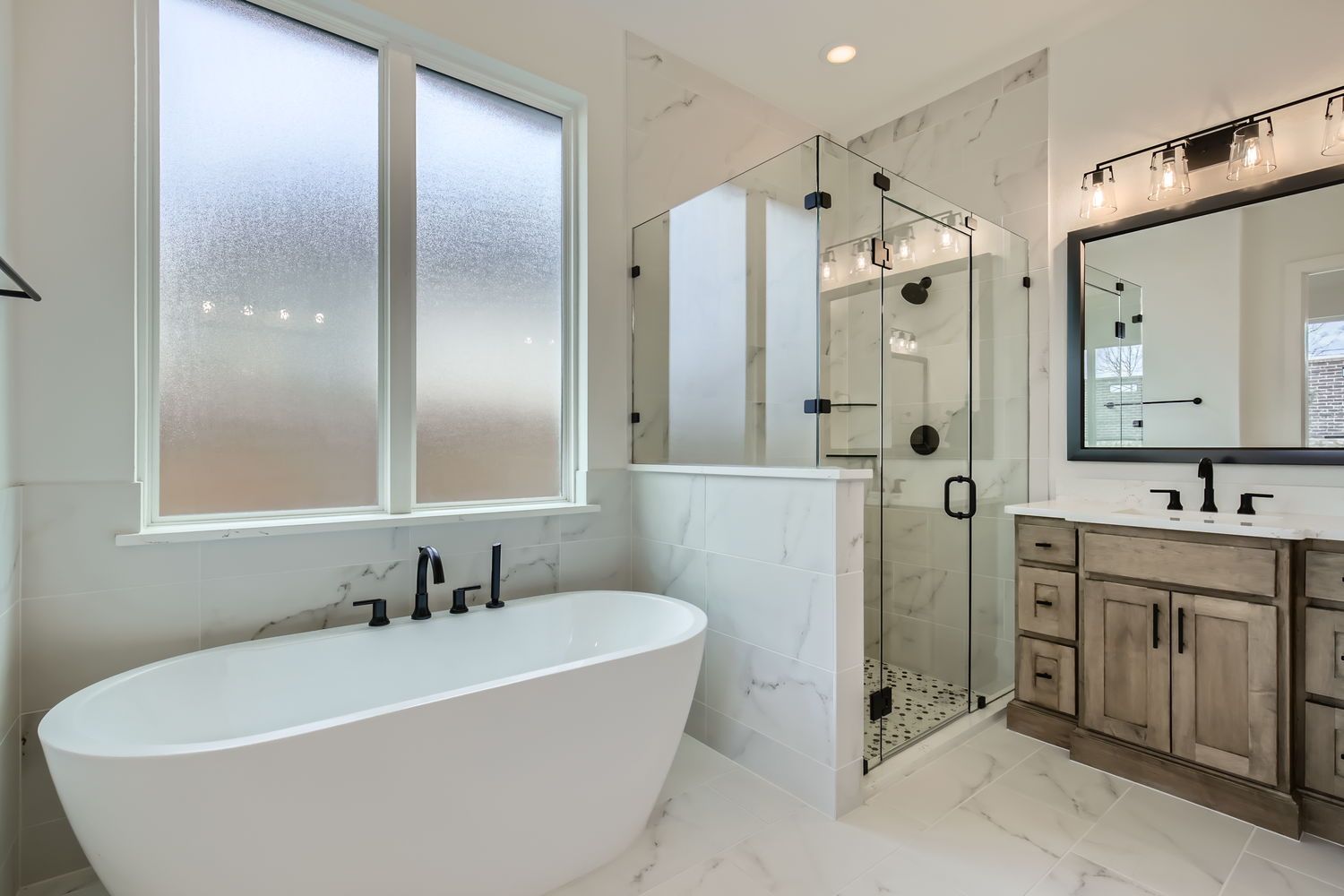 Plan 1623 Main Bathroom Representative Photo